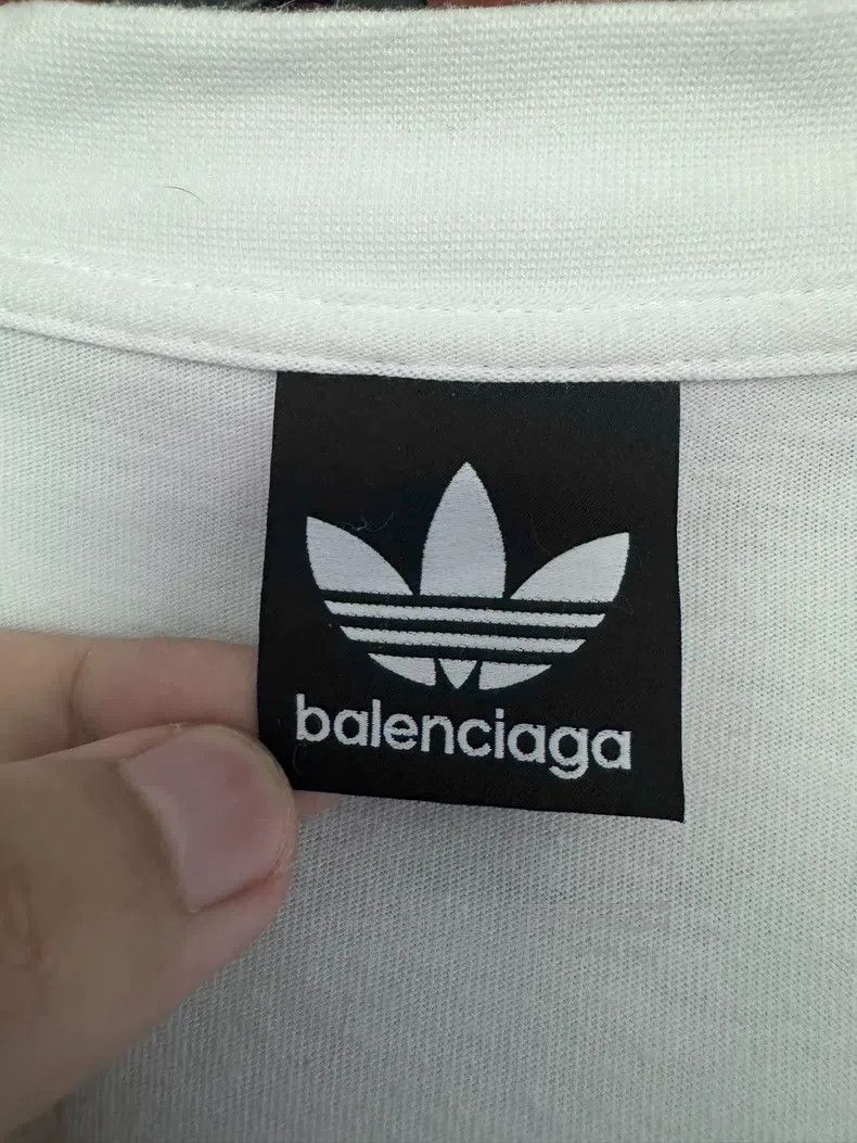 Balenciaga Balenciaga Logo Letter Embroidered Short Sleeve T-Shirt Size US XL / EU 56 / 4 - 3 Thumbnail