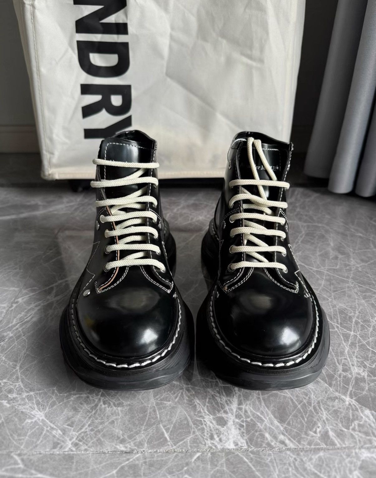 Alexander McQueen Alexander McQueen round-toe ankle boots K6 Size US 6 / IT 36 - 2 Thumbnail