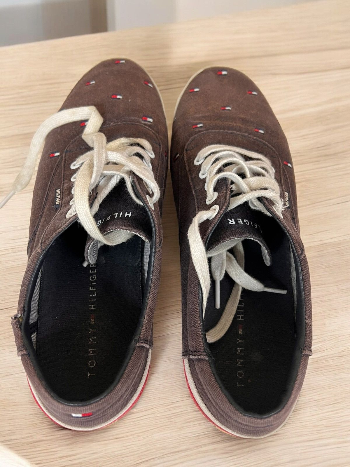 Tommy Hilfiger Tommy Hilfiger low trainers size 44 Size US 11 / EU 44 - 6 Thumbnail