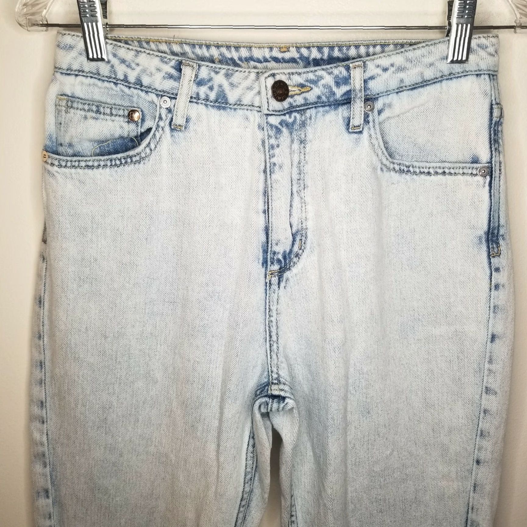 H&M VINTAGE? Wait: H&M & Denim Womens Acid Wash Mom Blue Jeans 28/32 Jeans Women Blue Acid Wash Mom 28/32 Size 28" / US 6 / IT 42 - 2 Thumbnail