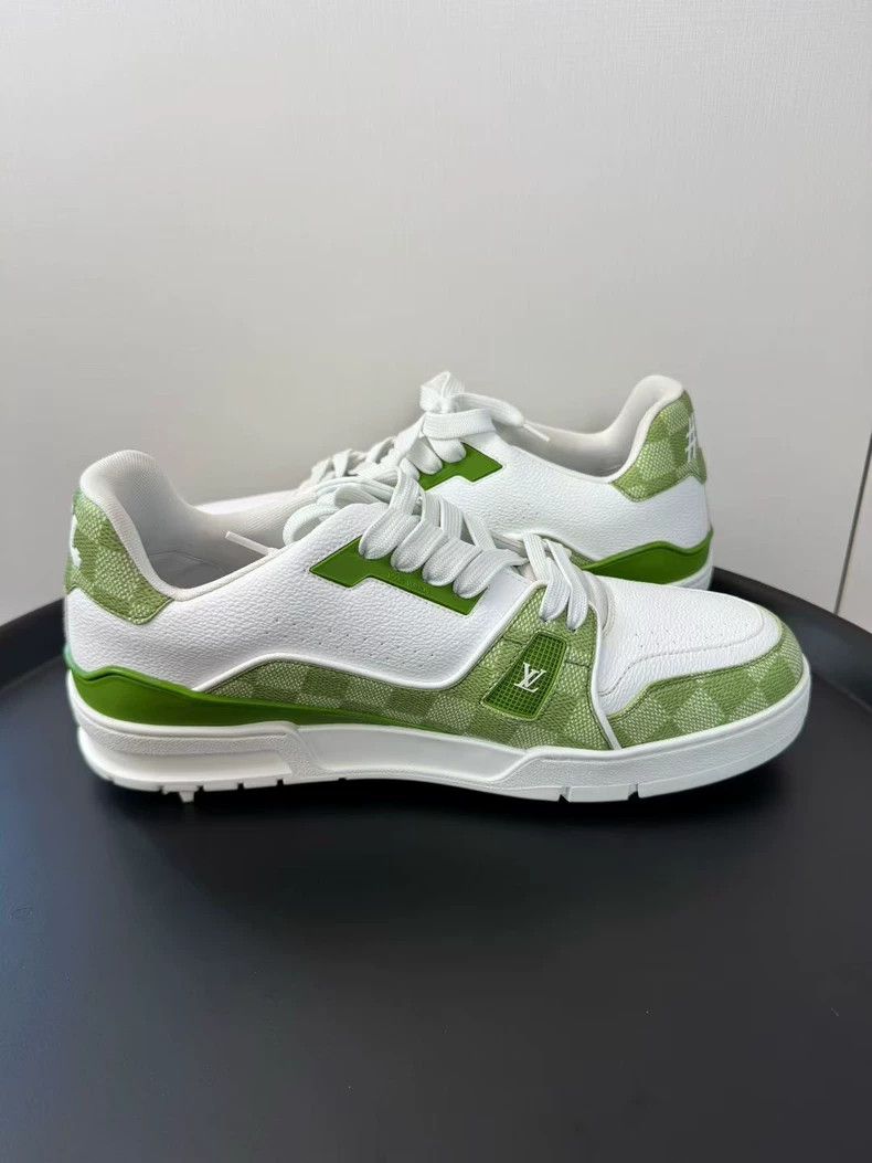 Louis Vuitton Louis Vuitton Golf series white and green checkerboard sho Size US 10 / EU 43 - 2 Thumbnail