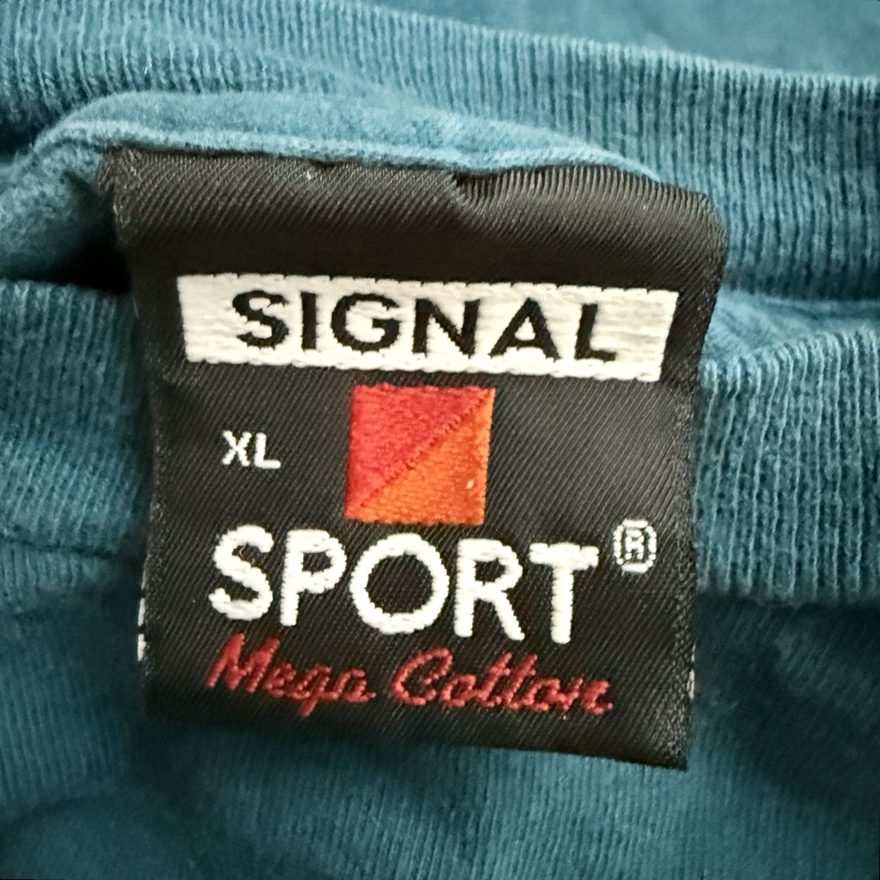 Vintage VINTAGE Signal Sport USA Graphic Tee Mens XL Blue Single Stitch Size US XL / EU 56 / 4 - 4 Thumbnail