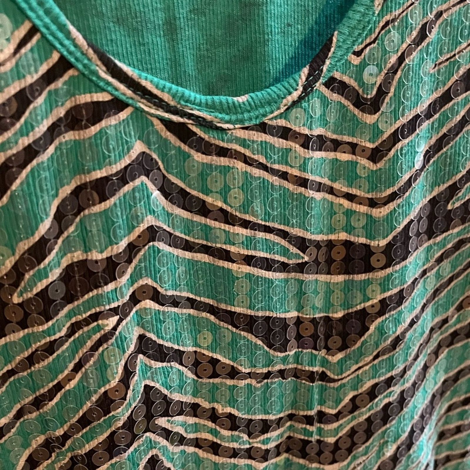 Almost Famous Almost Famous zebra striped sequin tank size large Size L / US 10 / IT 46 - 4 Thumbnail