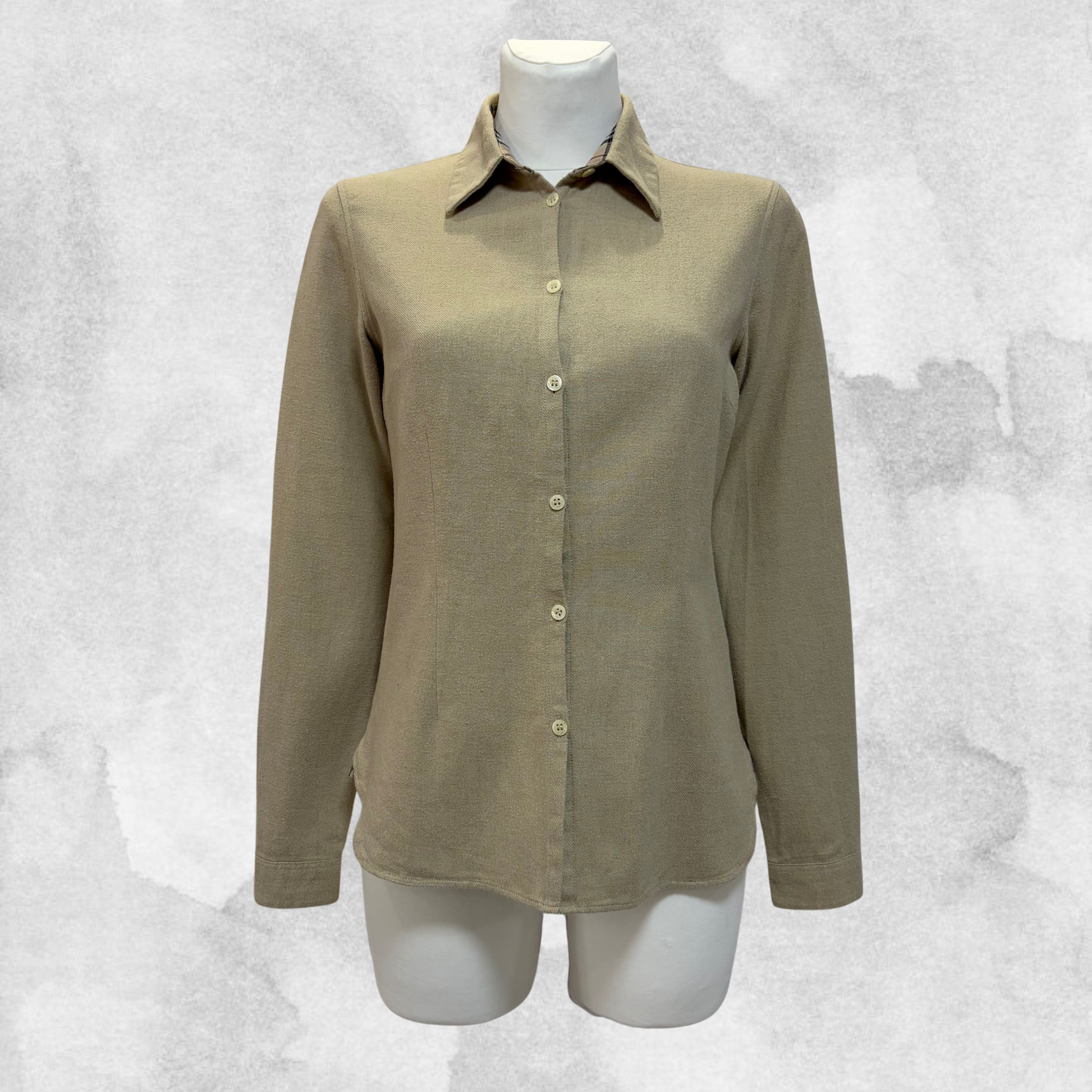 Burberry BURBERRY London Vintage Button Up Shirt Nova Check USA4 IT40 Size S / US 4 / IT 40 - 1 Thumbnail