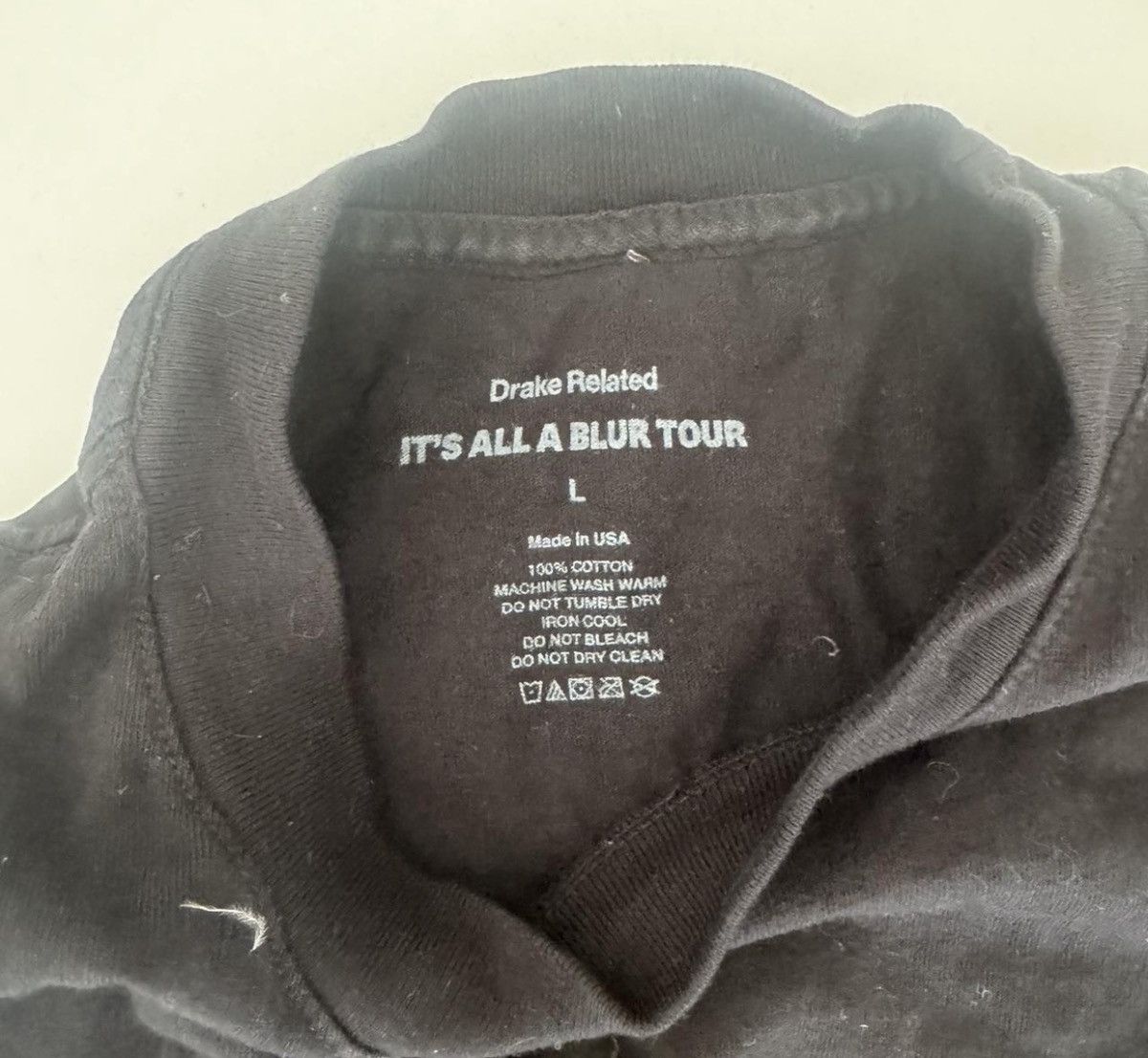 Drake Drake IAAB concert tee Size US L / EU 52-54 / 3 - 3 Thumbnail