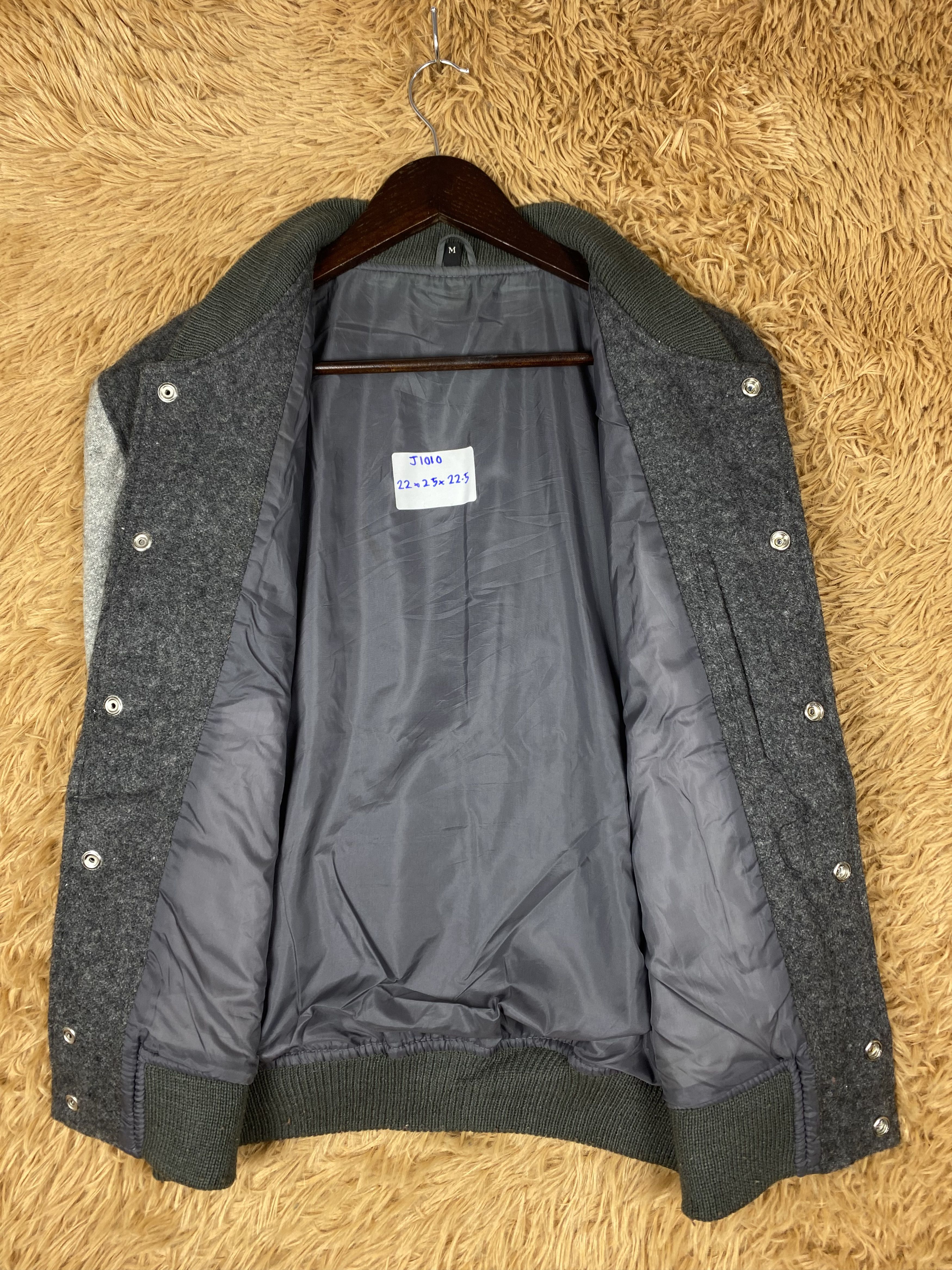 Japanese Brand Vintage Japanese Brand Varsity Jacket DJ1010 Size US M / EU 48-50 / 2 - 6 Thumbnail