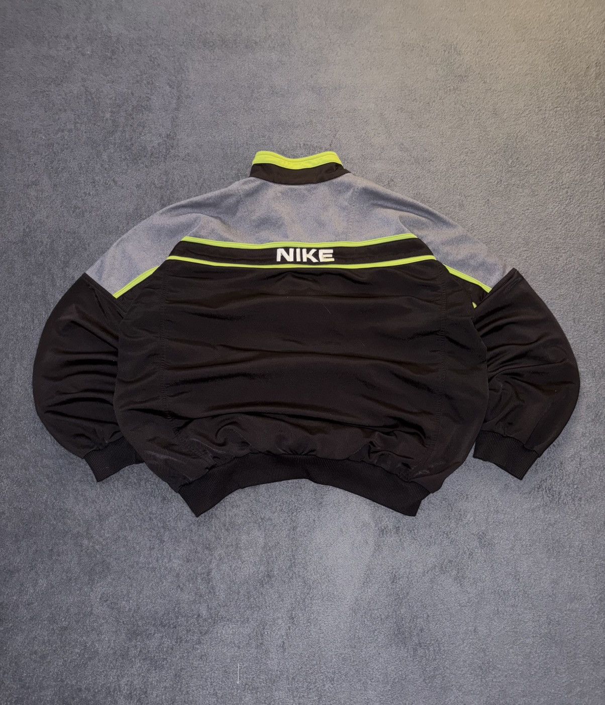 Nike 90s Nike Vintage Track Zip Jacket Double Logo Rare Y2K Size US L / EU 52-54 / 3 - 2 Thumbnail