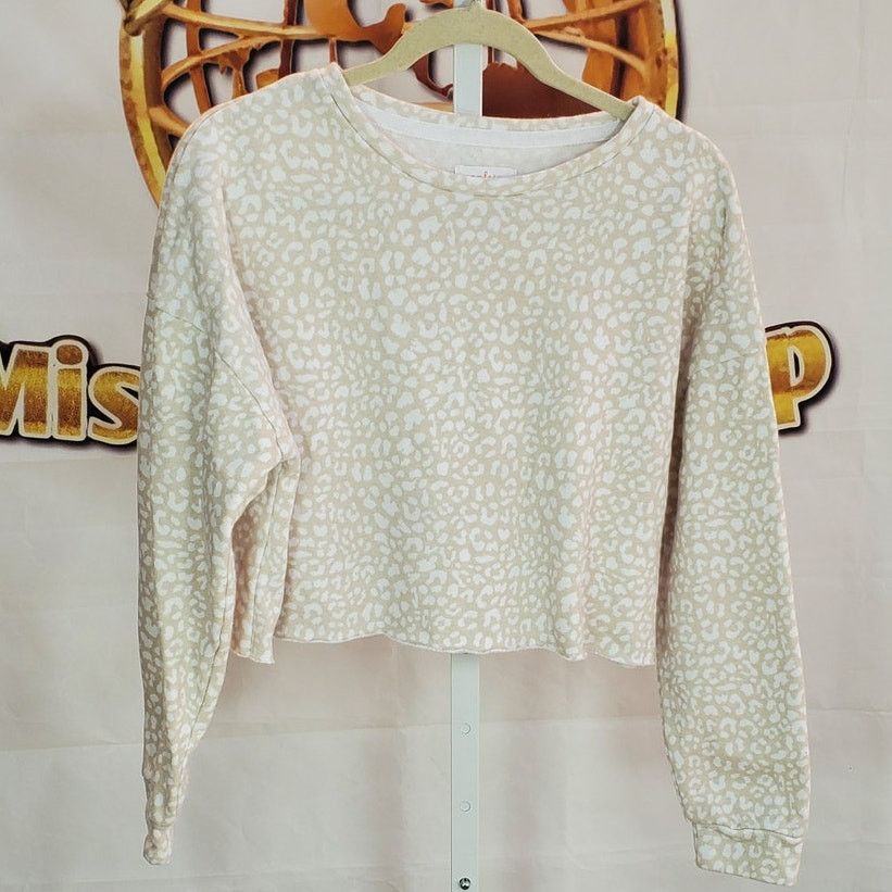 Other Colsie Tan Spotted Fleece Crop Sweater Medium Size M / US 6-8 / IT 42-44 - 1 Thumbnail