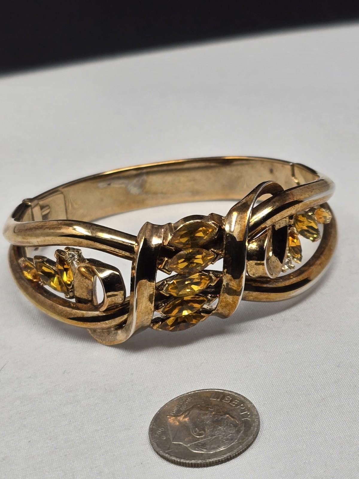 Other Vintage Trifari ALFRED PHILIPPE Baguette Rhinestone Bracelet Size ONE SIZE - 7 Thumbnail