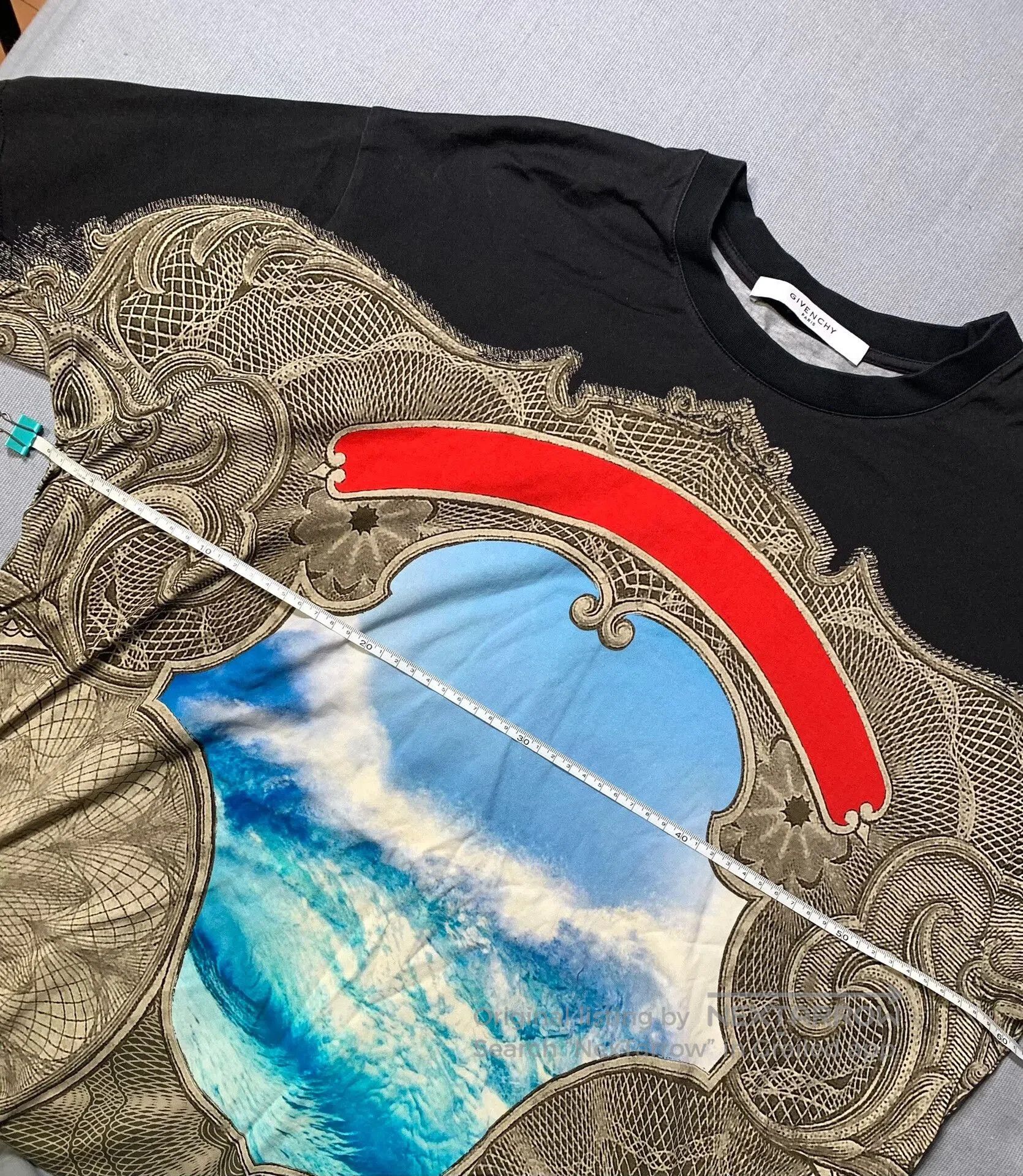 Givenchy Givenchy Magic Mirror Short Sleeve. Size US M / EU 48-50 / 2 - 6 Thumbnail