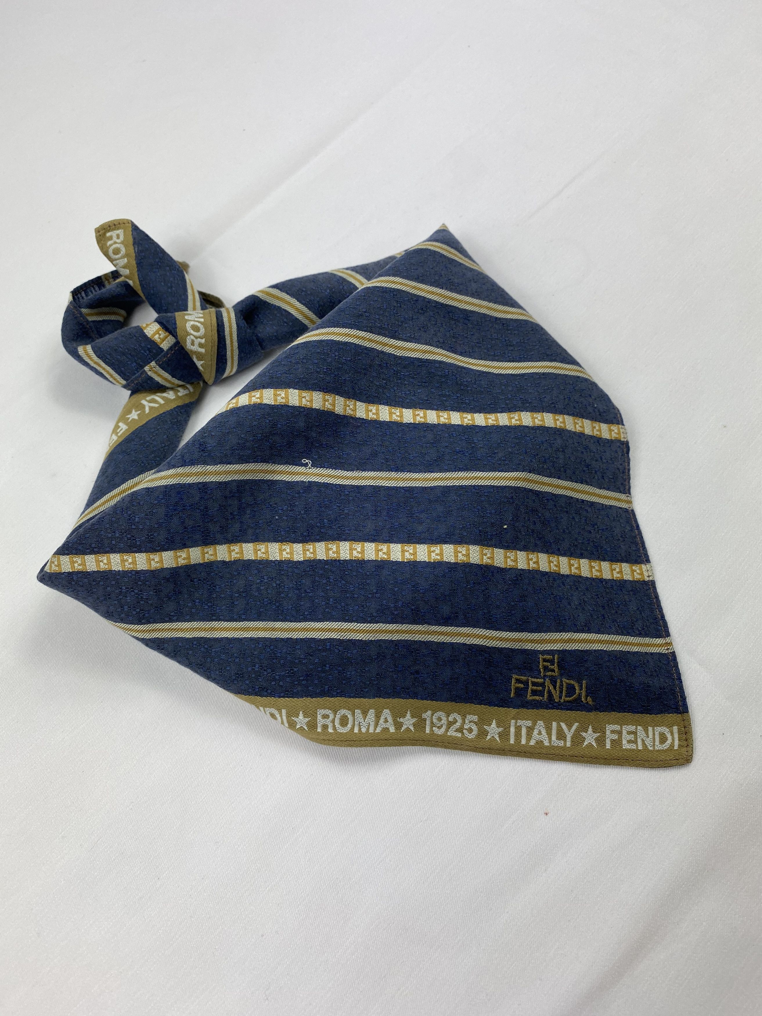 Vintage Fendi Handkerchief / Bandana / Neckerchief A895 Size ONE SIZE - 2 Thumbnail