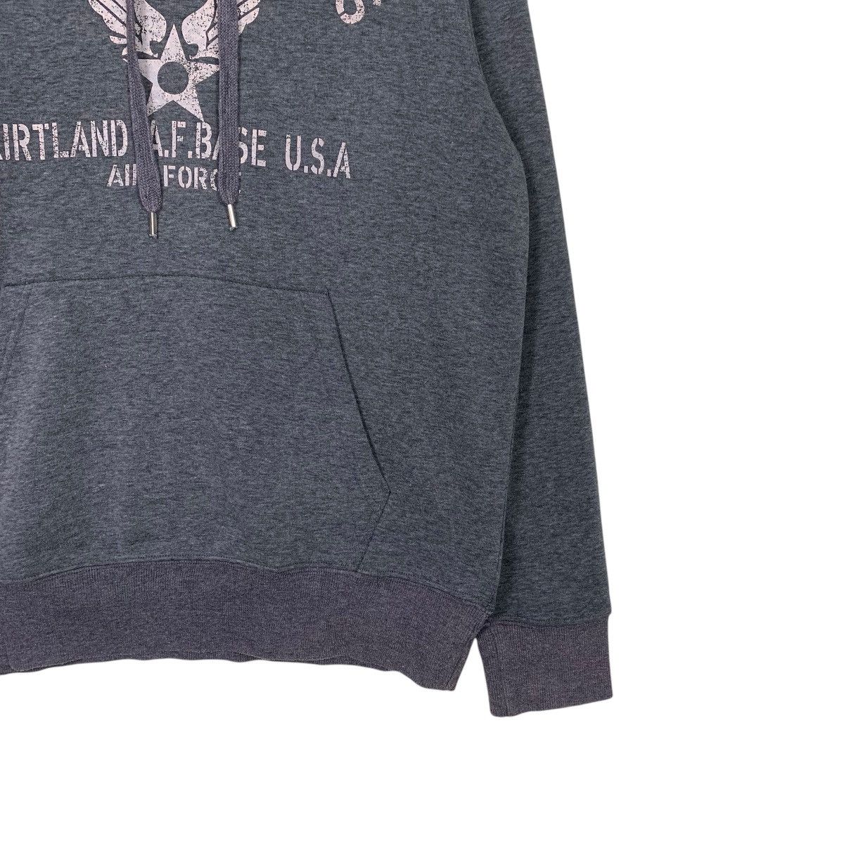 Japanese Brand US Air Force Kirtland AF Base Pullover Hoodie Size US L / EU 52-54 / 3 - 4 Thumbnail