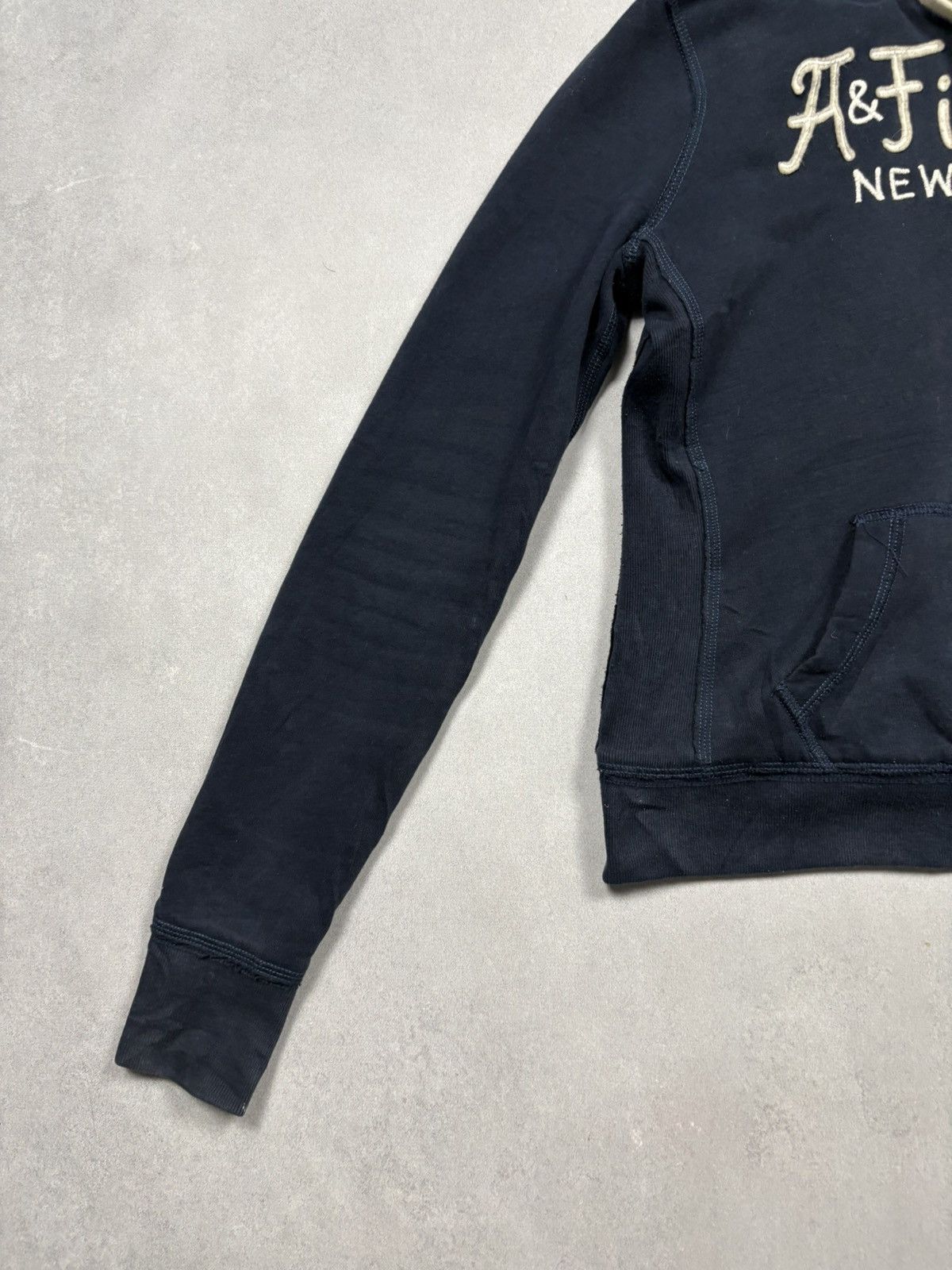 Abercrombie & Fitch Abercrombie & Fitch Fuzzy Sherpa Zip Hoodie Navy Y2K Vintage Size M / US 6-8 / IT 42-44 - 3 Thumbnail