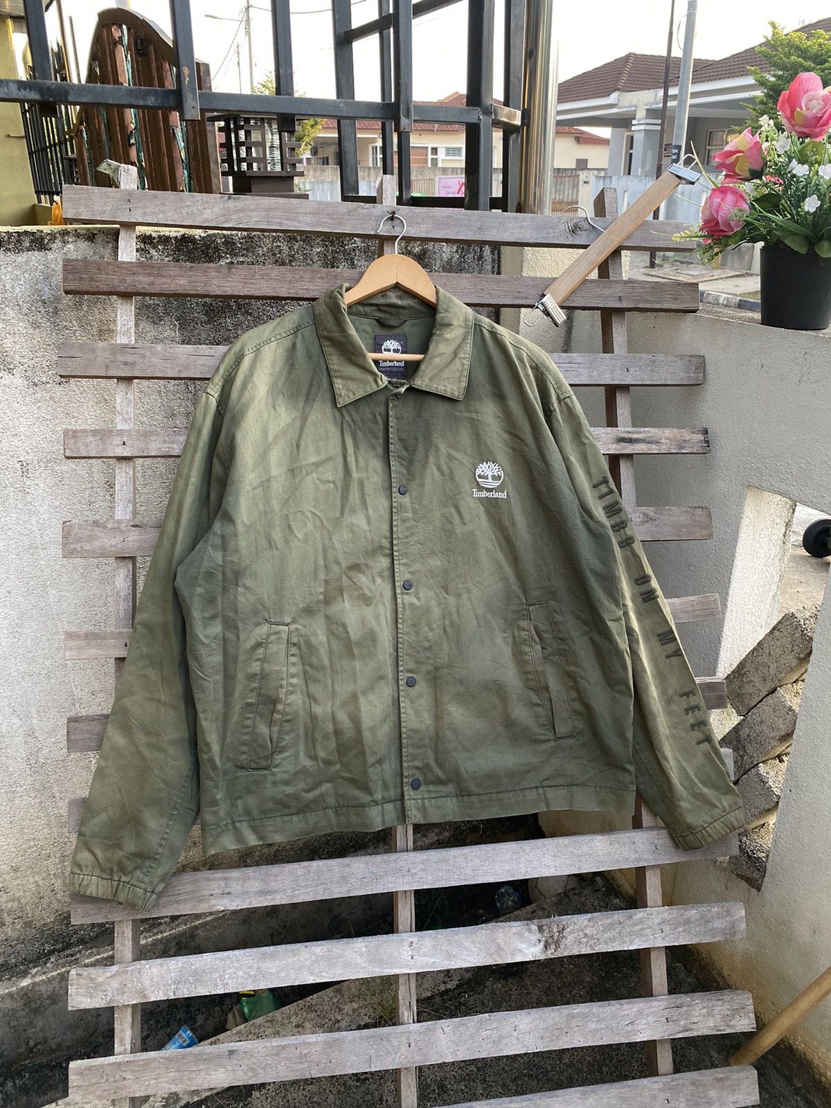 Timberland Vintage Sunfaded Timberland Streetwear Spellout Jacket Size US XL / EU 56 / 4 - 1 Thumbnail