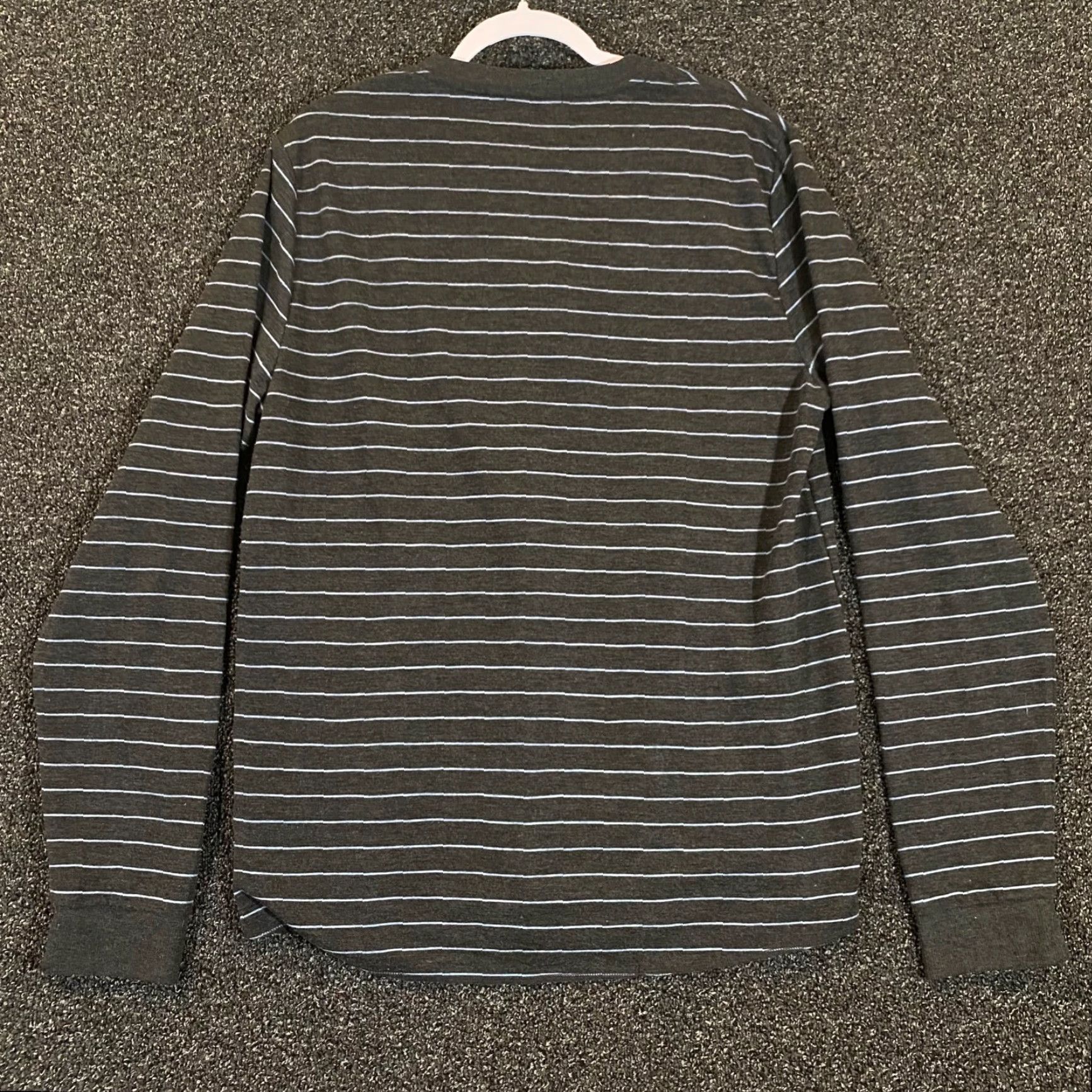 Marine Layer Marine Layer Shirt Mens XL Gray Blue Striped Henley Tee Short Sleeve Shirt T-Shirt Logo Casual Mens Size US XL / EU 56 / 4 - 7 Thumbnail