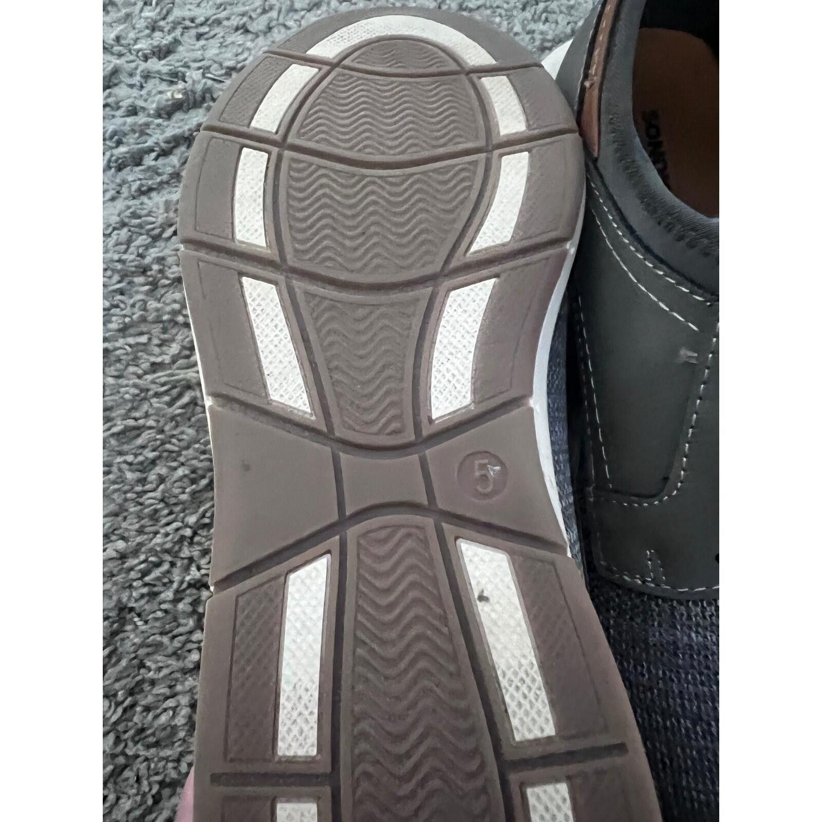 Other Sonoma Goods Boys Grey Textile Hybrid Sneakers Shoes Size 5 Size US 5 / EU 37 - 7 Thumbnail