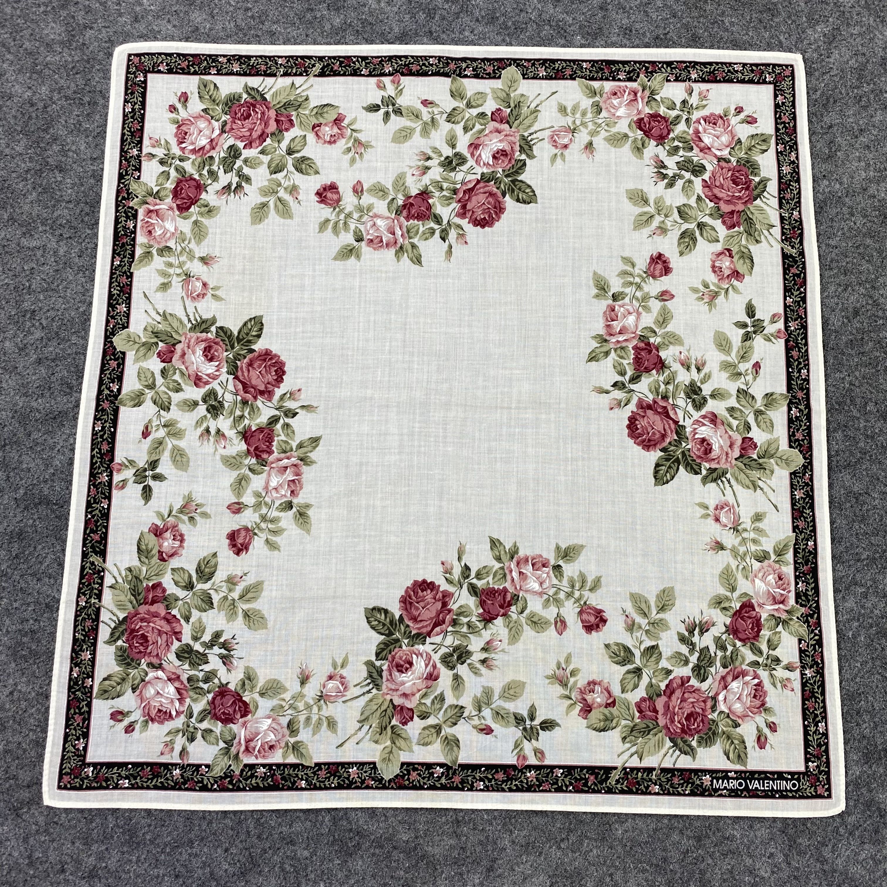 Valentino MARIO VALENTINO Handkerchie/Bandan/Neckerchie/Headscarf-B845 Size ONE SIZE - 3 Thumbnail