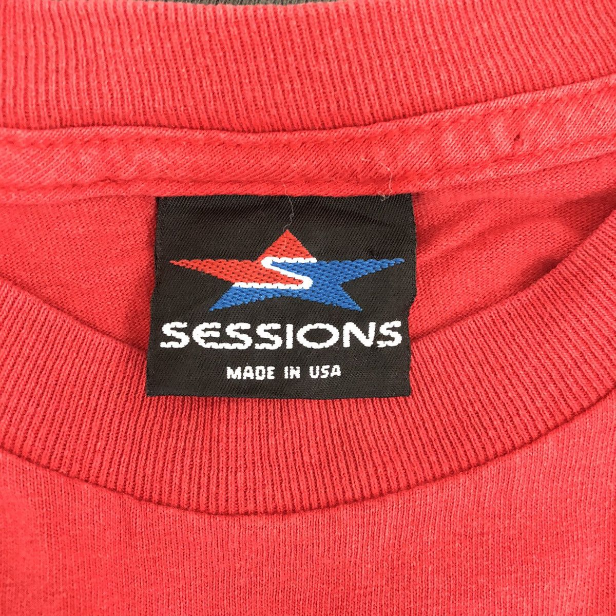Vintage Vintage SESSIONS Record T-Shirt Size US M / EU 48-50 / 2 - 6 Thumbnail