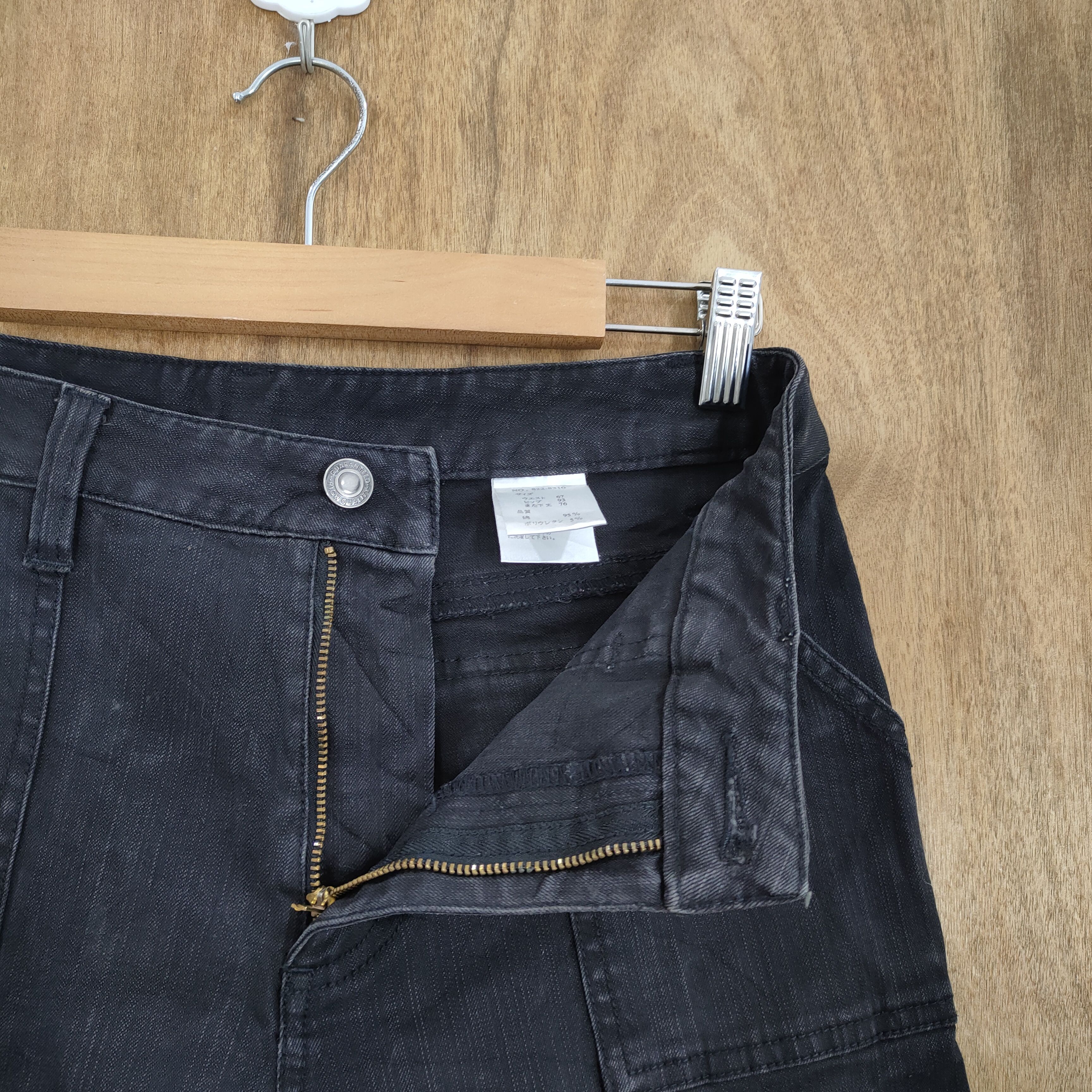 Japanese Brand JAPANESE BRAND BLACK FLARED CARGO PANTS Size US 28 / EU 44 - 11 Thumbnail