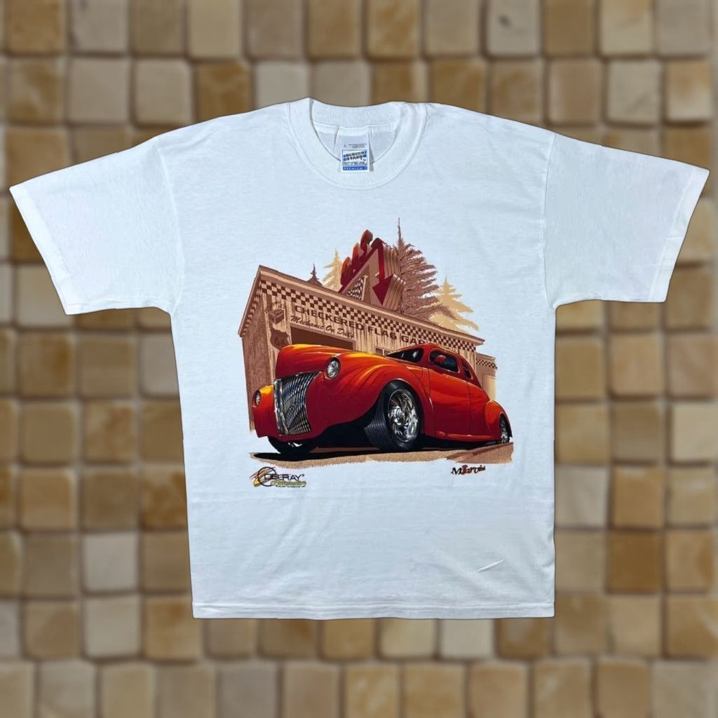 Vintage VINTAGE Screen Stars (1997) Delray Automotive “Checkered Flag Garage” Car T-Shirt L White Mens Short Sleeve Graphic print 90s Boys Size US L / EU 52-54 / 3 - 1 Thumbnail
