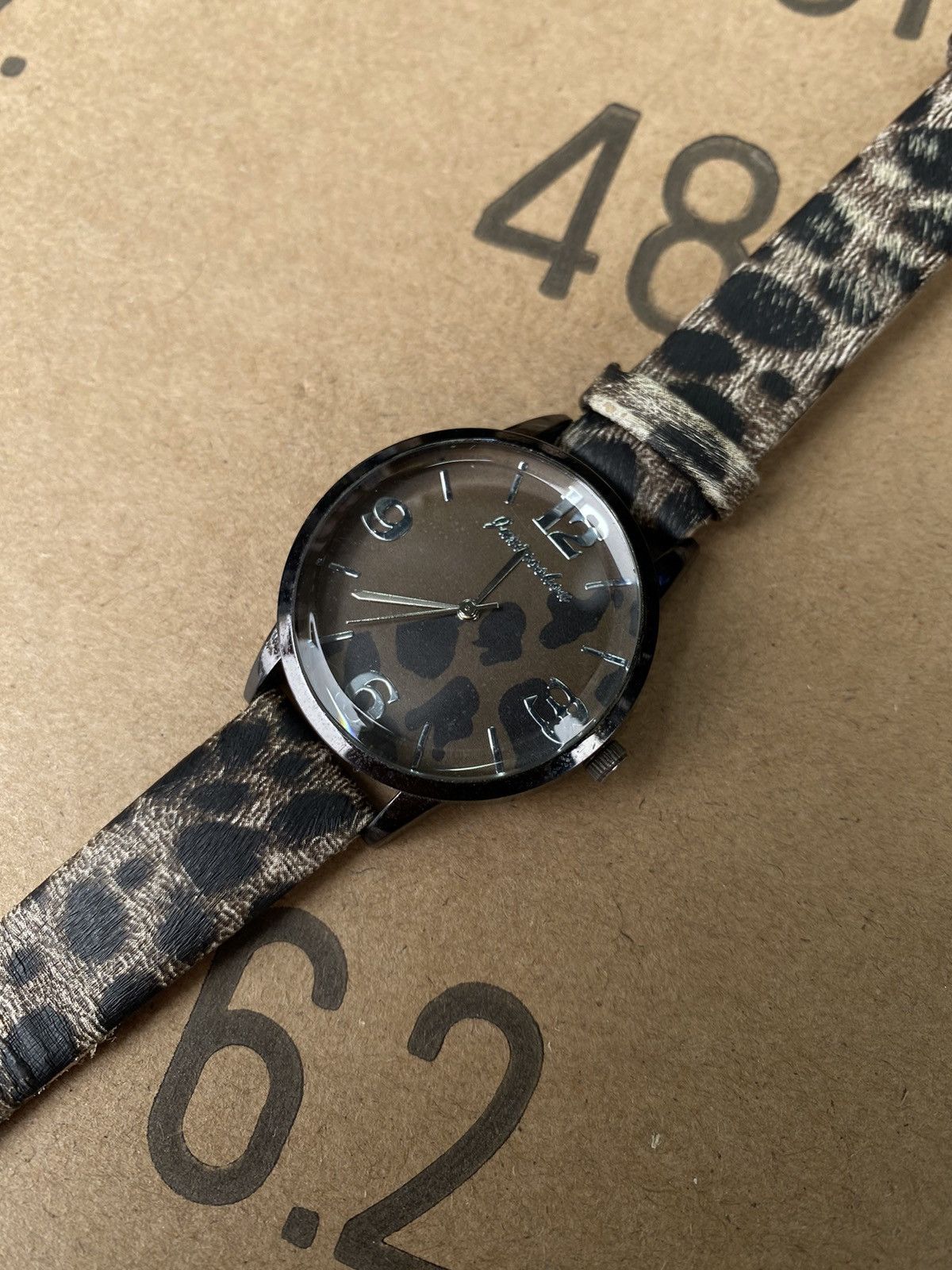 Vintage Leopard Print Watch with Textured Strap - Japanese Brand Size ONE SIZE - 7 Thumbnail