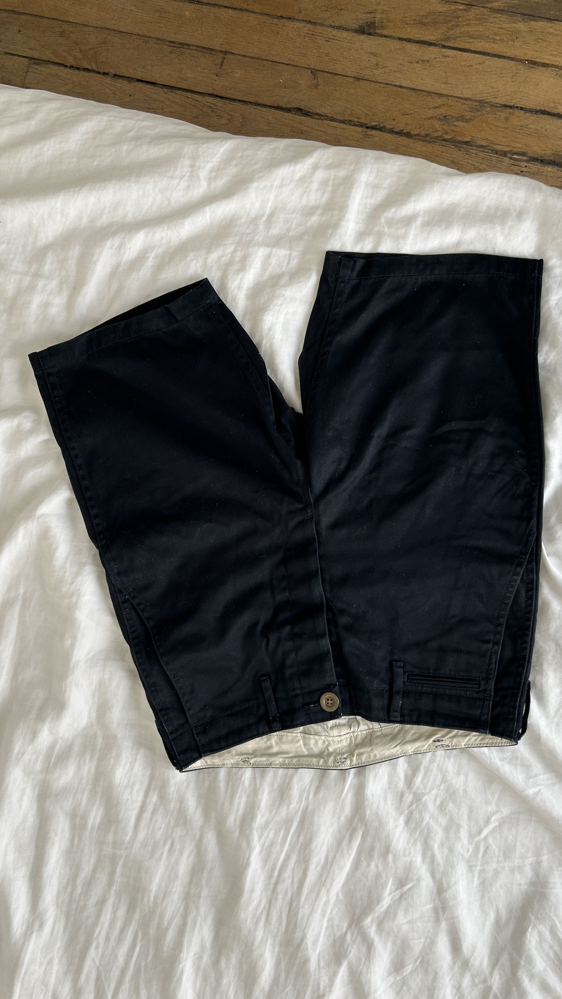 Visvim aa . 1 . AS NEW . CHINO SHORTS . 0116105008014 Size US 28 / EU 44 - 1 Thumbnail