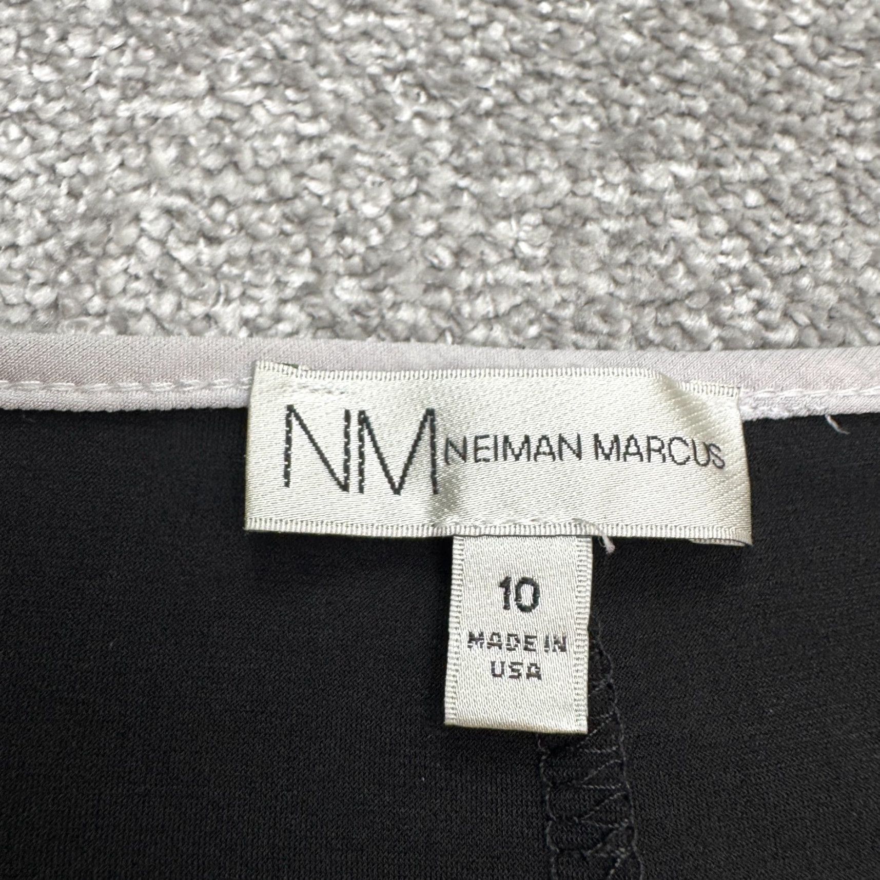 Neiman Marcus VINTAGE Neiman Marcus Bell Sleeve Shift Dress Womens 10 Black White Trim Knee Length USA Size L / US 10 / IT 46 - 4 Thumbnail