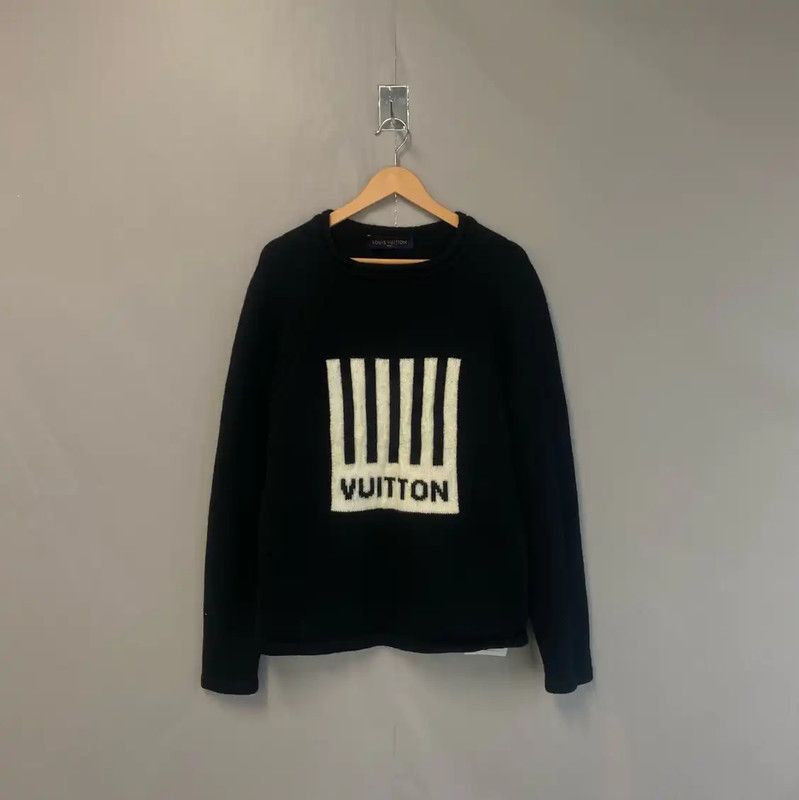Louis Vuitton Louis Vuitton Black Wool Knit Sweater 0089 Size US S / EU 44-46 / 1 - 1 Thumbnail