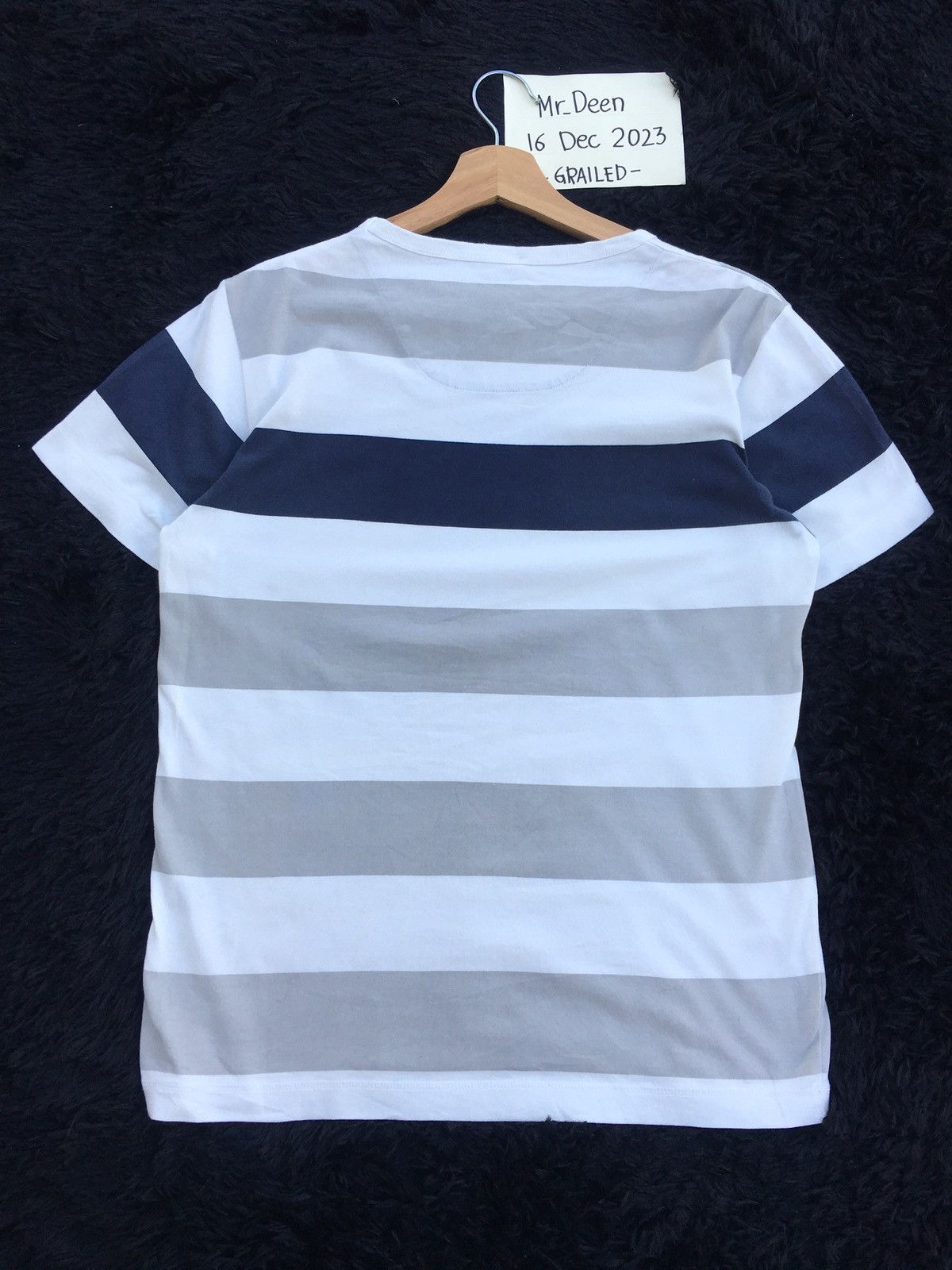 Burberry Rare Vintage Burberry Stripes Tshirt Size US M / EU 48-50 / 2 - 12 Thumbnail