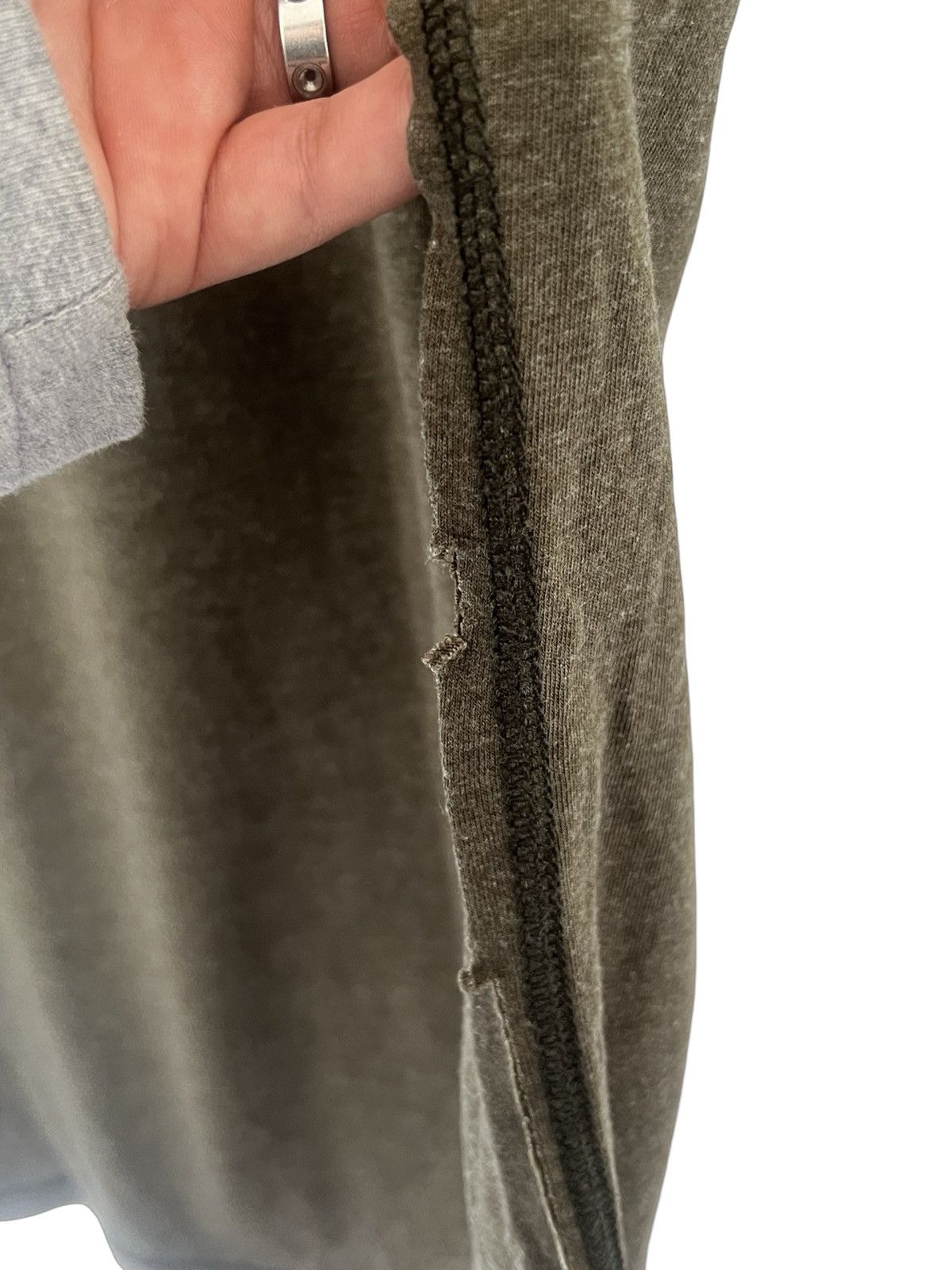Armani Armani Jeans Olive T-Shirt Size US L / EU 52-54 / 3 - 6 Thumbnail