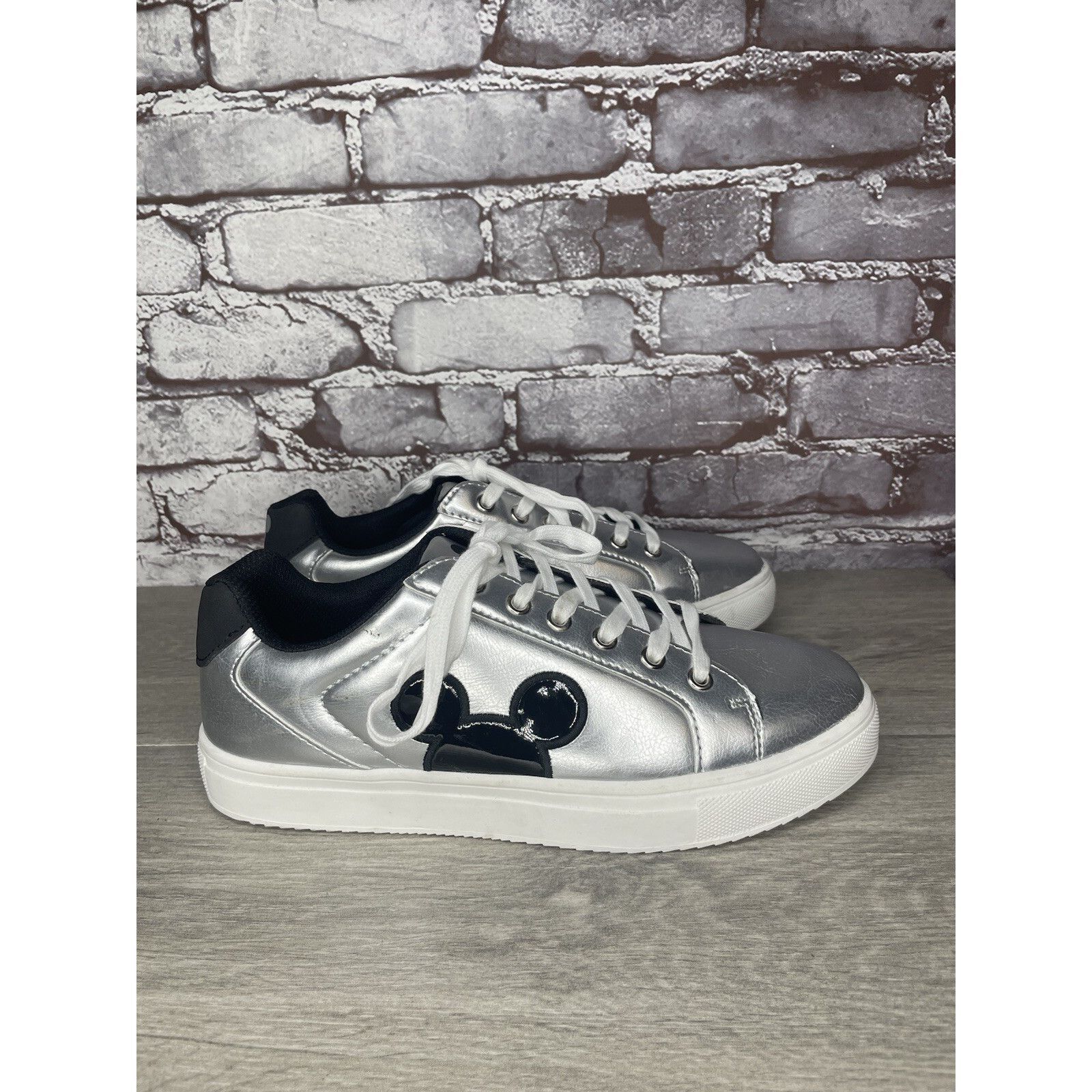 Disney Disney Mickey Mouse Silver Metallic Textile Lace Up Low Snea Size US 10 / IT 40 - 3 Thumbnail
