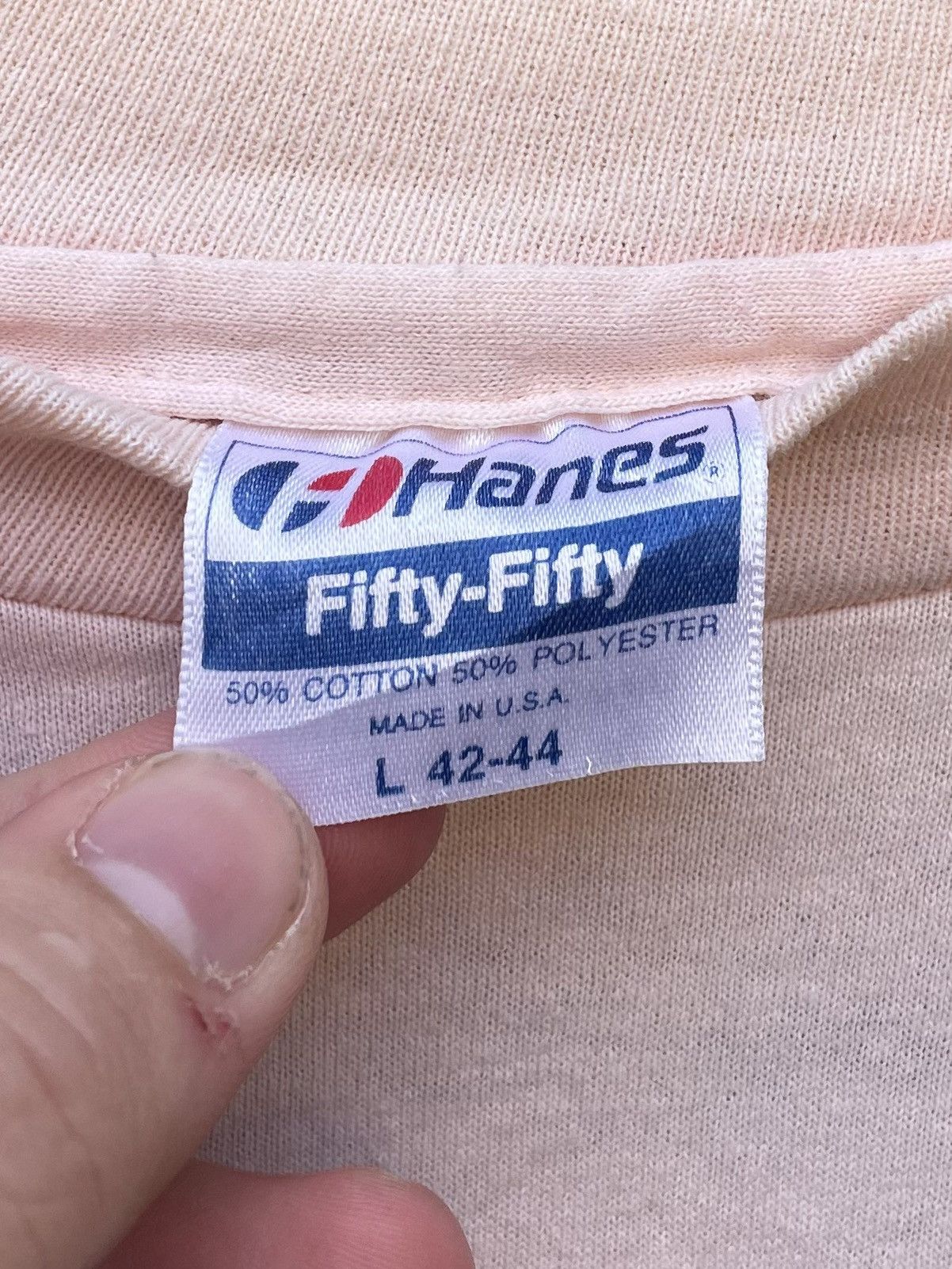 Hanes Vintage 80s Hanes Fancy Cat With A Fancy Feathered Hat tee Size US L / EU 52-54 / 3 - 2 Thumbnail