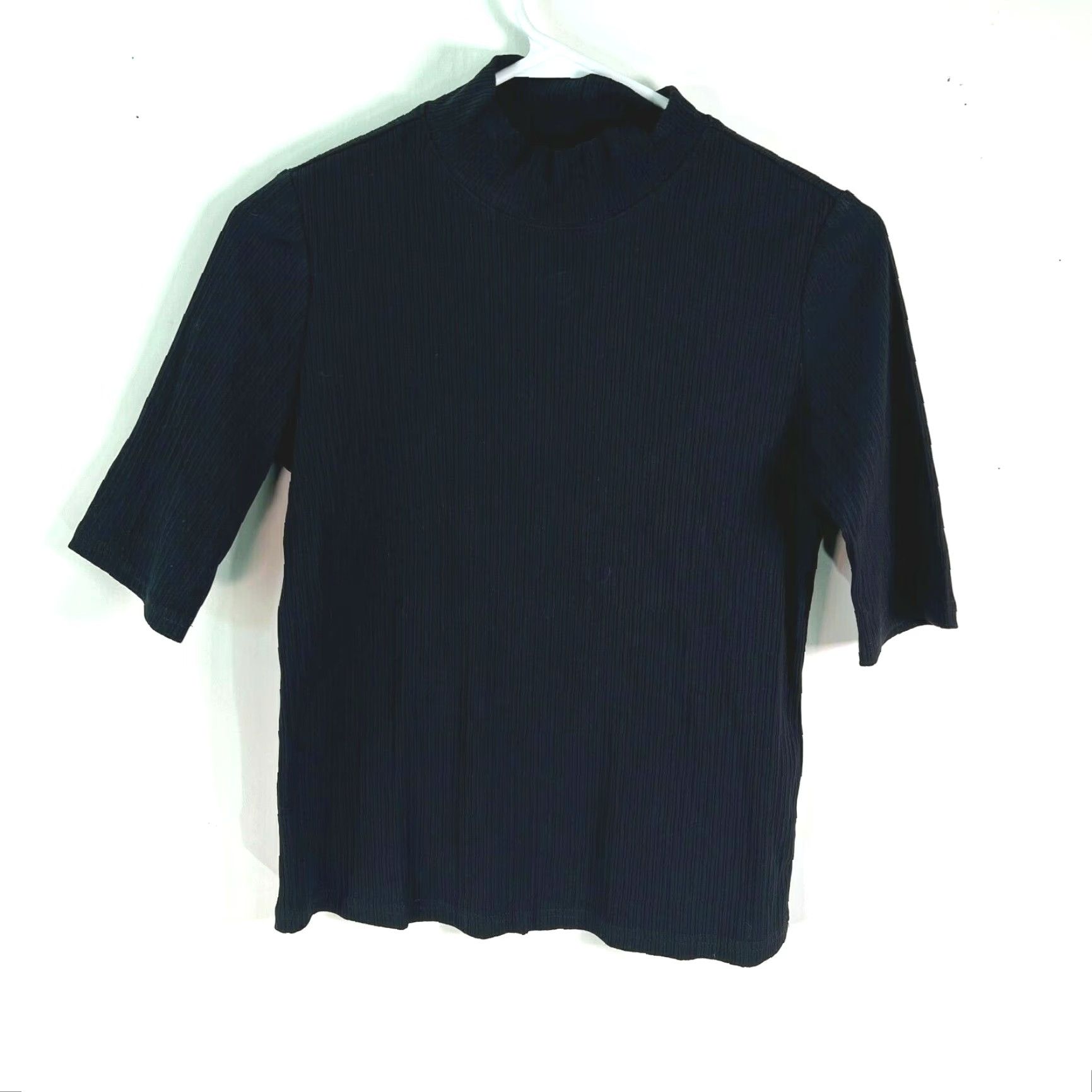 Shein Shein Brand Womens T Shirt Size Large Black Mock Neck Slight Stretch Fitted Pullover Short Sleeve Pullover Casual Size L / US 10 / IT 46 - 2 Thumbnail