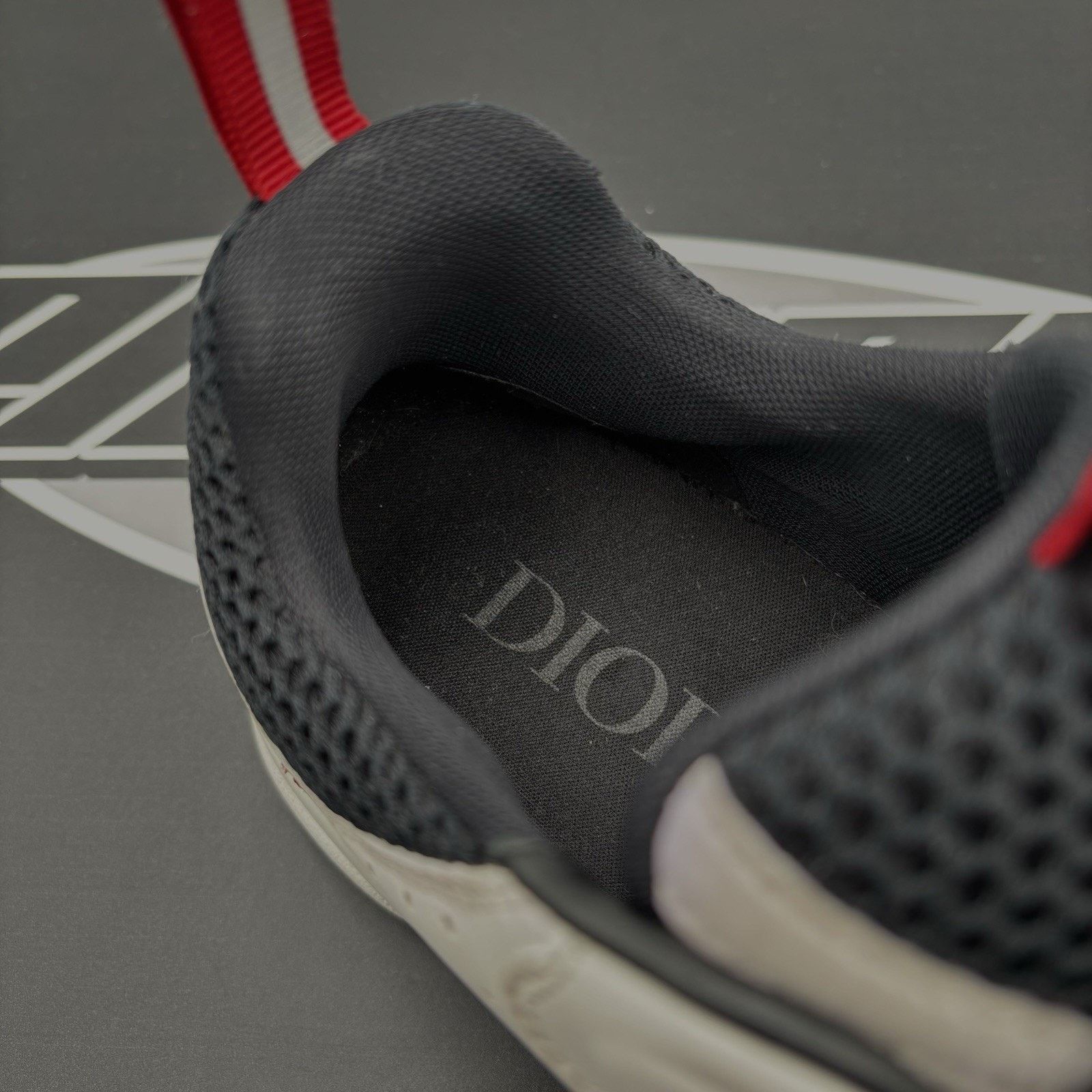 Dior Dior B22 Sneaker ‘ White Red ‘ | GREAT CONDITION! Size US 10 / EU 43 - 16 Thumbnail