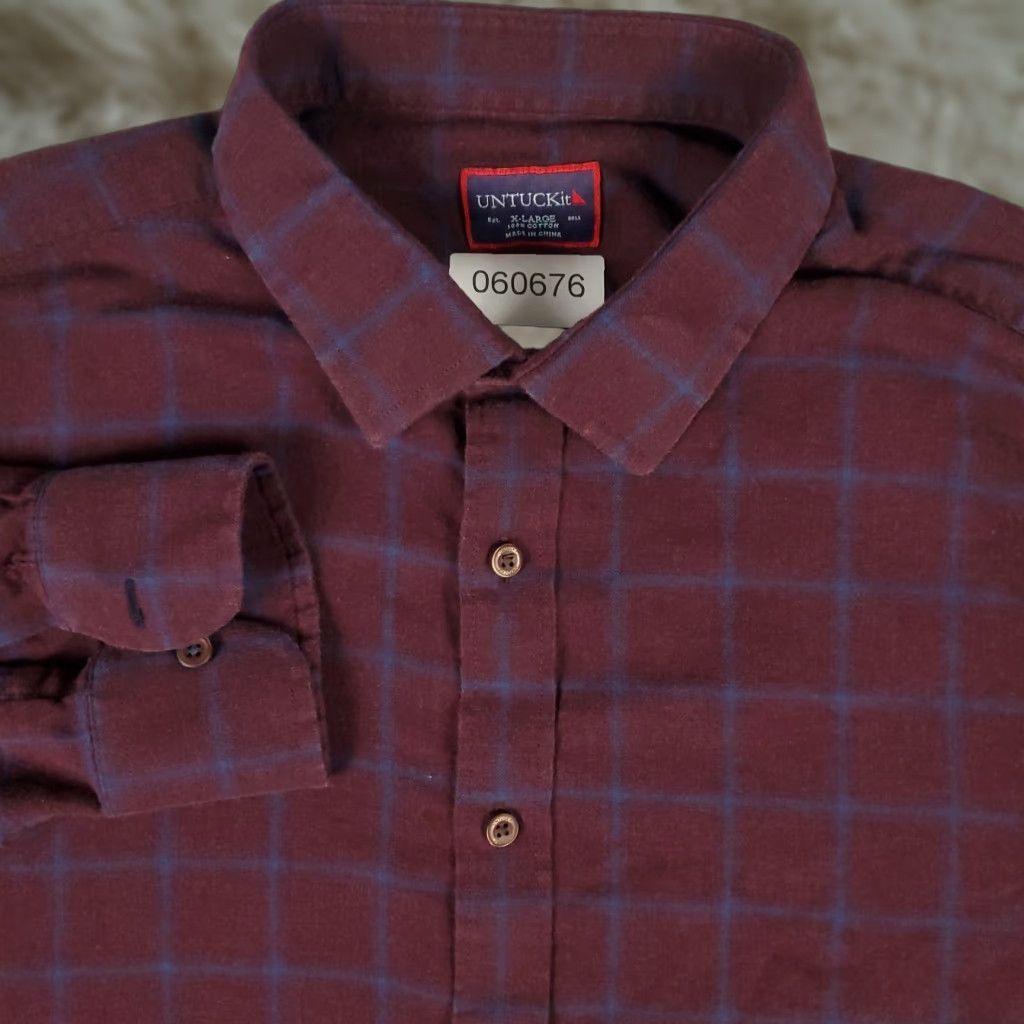 UNTUCKit VINTAGE UNTUCKit Men’s Shirt XL Red Blue Check Flannel Button-Up Long Sleeve Casual Formal Workwear Size US XL / EU 56 / 4 - 1 Thumbnail