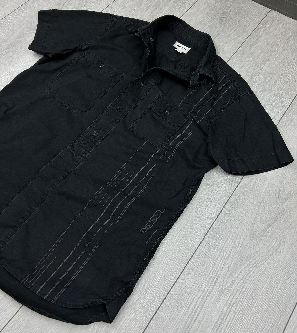 Diesel × Vintage Diesel Vintage men’s shirts Black size M Size US M / EU 48-50 / 2 - 2 Thumbnail