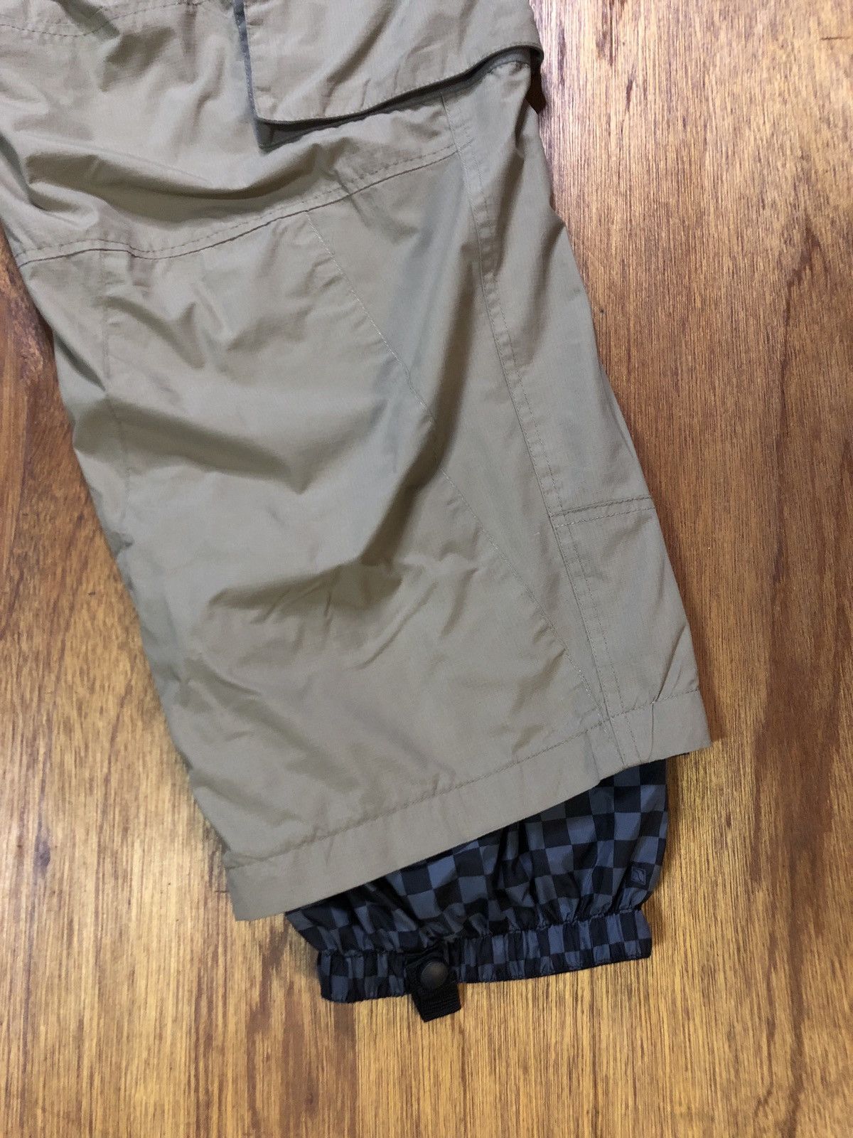 Vans Vintage Vans Snowboarding Tactical Cargo Pants Size US 30 / EU 46 - 9 Thumbnail