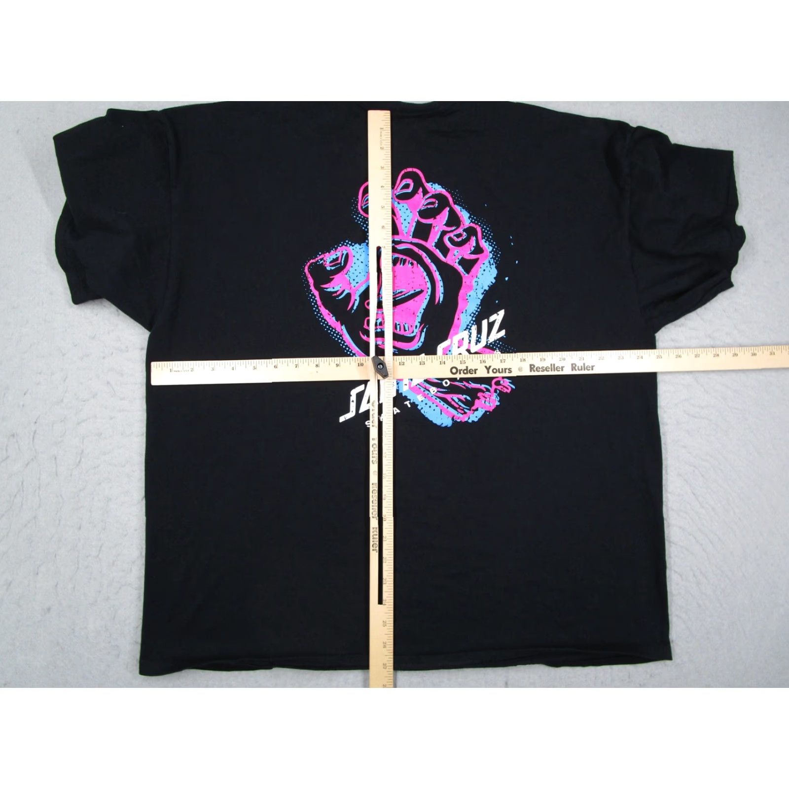 Vintage Santa Cruz Skateboards Shirt Mens 2XL Black Screaming Hand Graphic Skate Tee Size US XXL / EU 58 / 5 - 6 Thumbnail