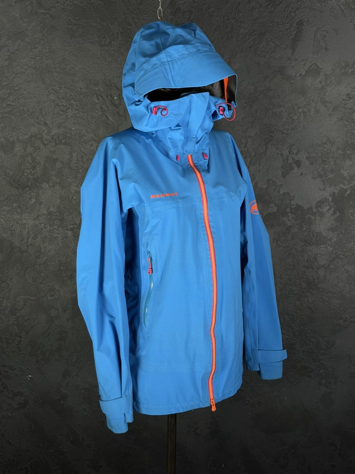 Mammut MAMMUT Eiger Extreme Mittllegi Prp HS Hooded Gore-Tex Pro Size L / US 10 / IT 46 - 12 Thumbnail