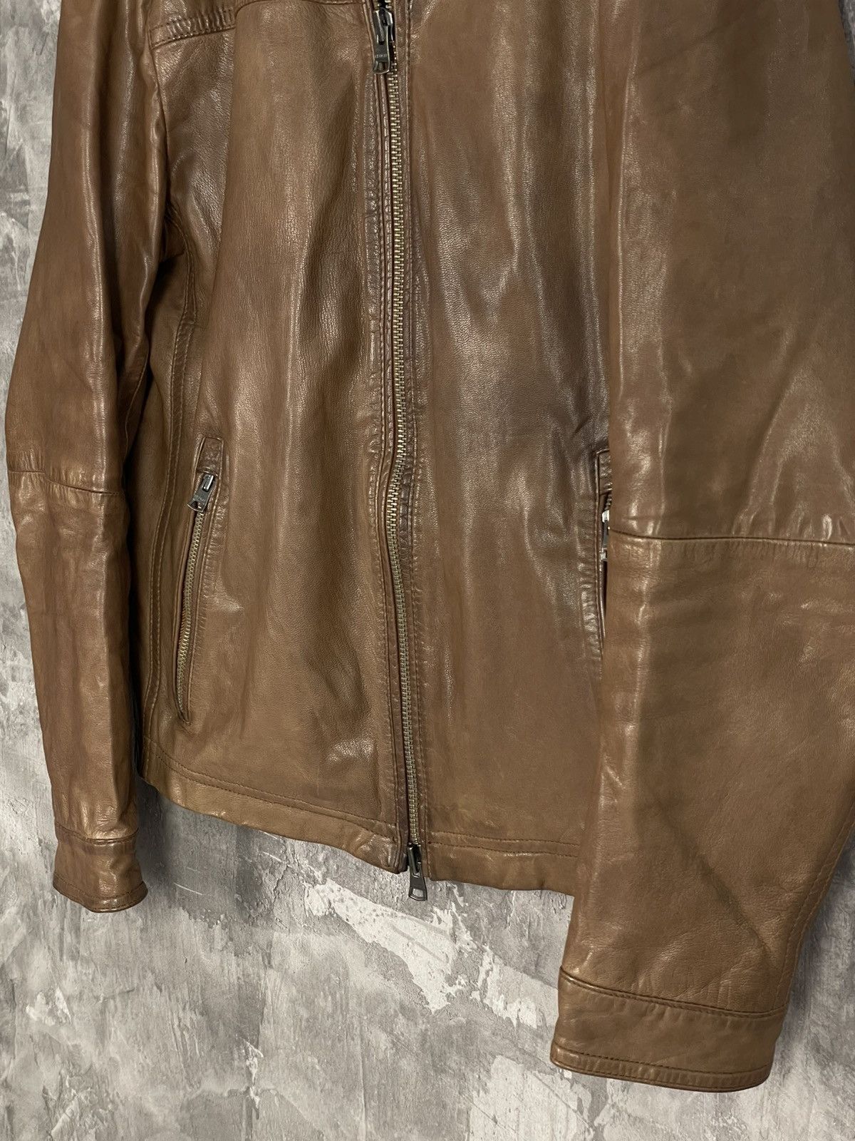 Tommy Hilfiger Vintage Tommy Hilfiger Brown Leather Jacket 1990 Size L Size US L / EU 52-54 / 3 - 8 Thumbnail