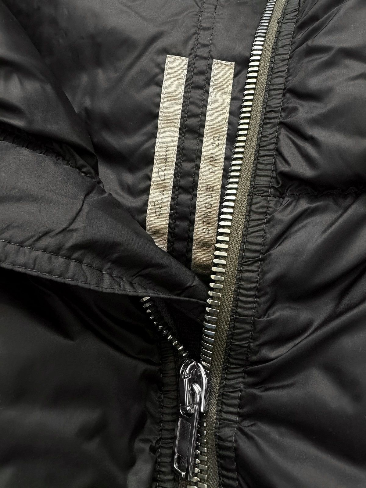 Rick Owens × Rick Owens Drkshdw Sz40 FW22 Strobe Puffer Cropped Down Jacket Size US S / EU 44-46 / 1 - 5 Thumbnail
