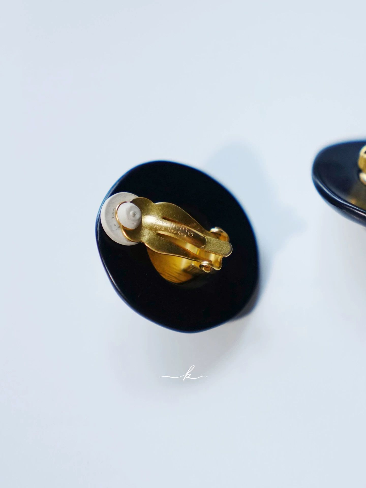 Givenchy Givenchy Vintage Black Gold Jelly Clip-On Earrings Size ONE SIZE - 8 Thumbnail