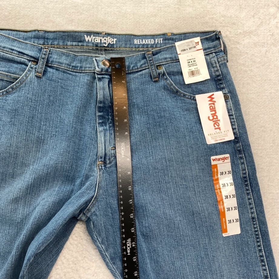 Wrangler Wrangler Jeans Mens 38x30 Relaxed Fit Straight Leg Medium Wash Blue Denim Pants Size US 38 / EU 54 - 7 Thumbnail