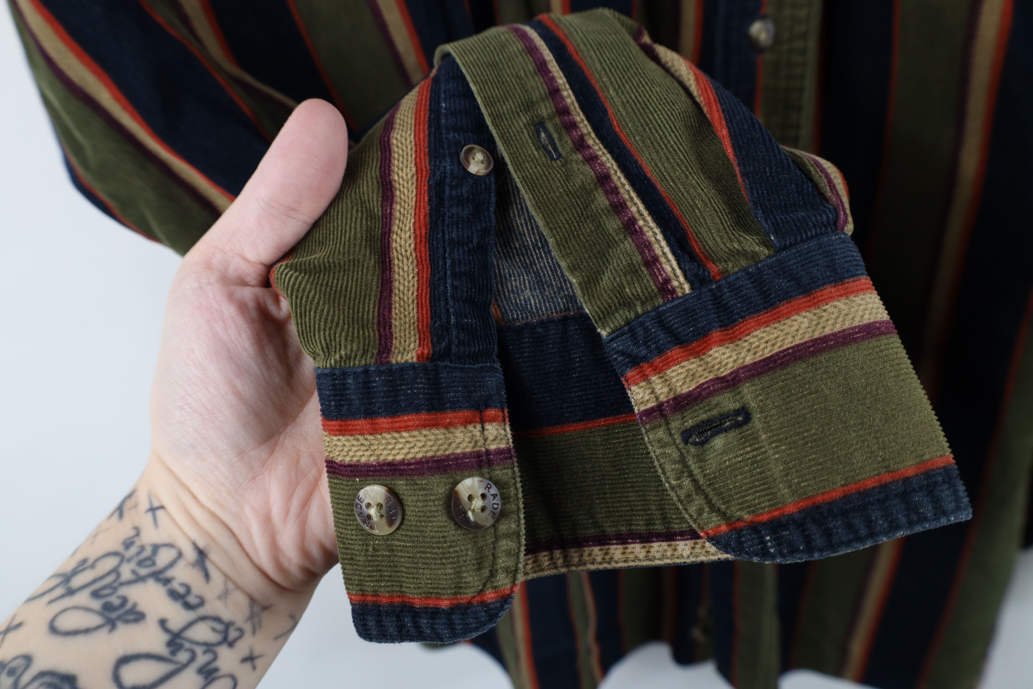 Vintage Vintage 90s Streetwear Striped Corduroy Button Down Shirt Size US L / EU 52-54 / 3 - 6 Thumbnail