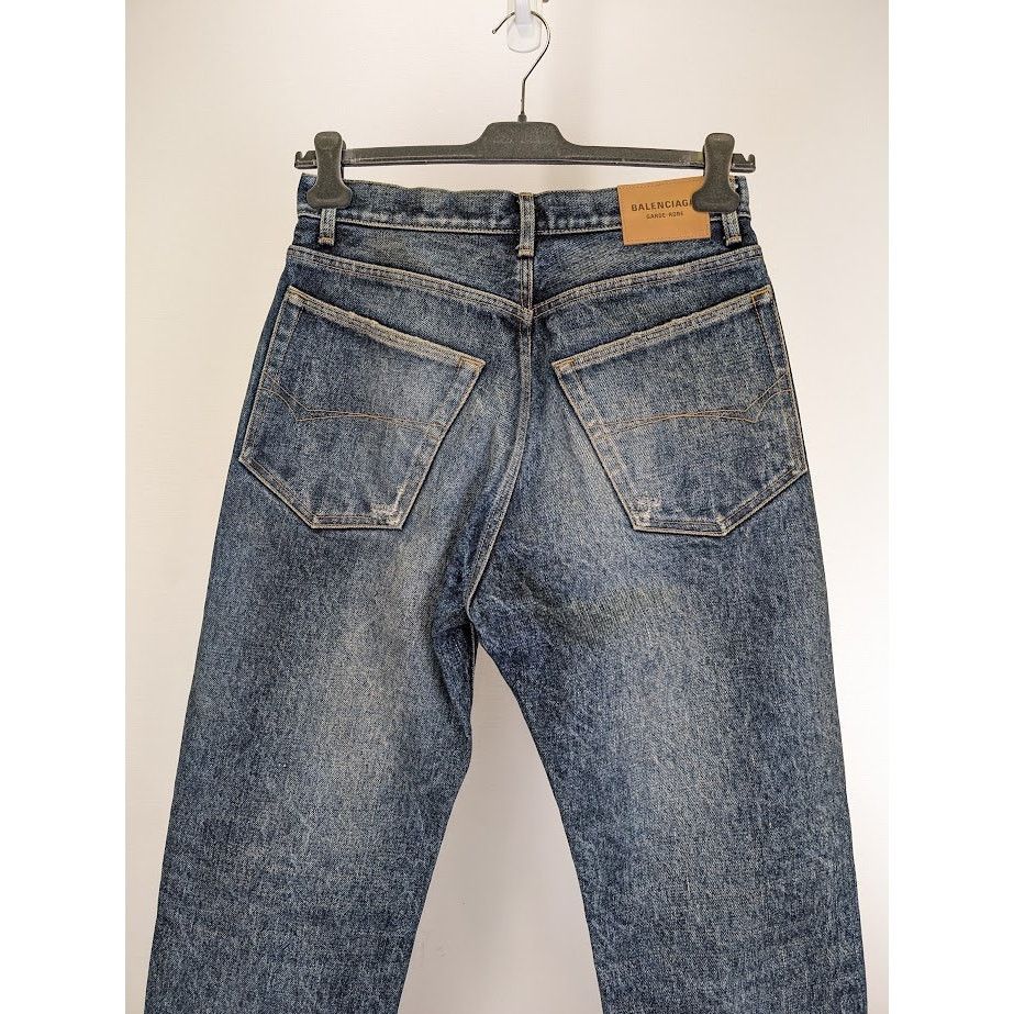 Balenciaga o1rshd1 Q:2 / Relaxed Jeans Denim Indigo in Deep Blue Size US 31 - 18 Thumbnail