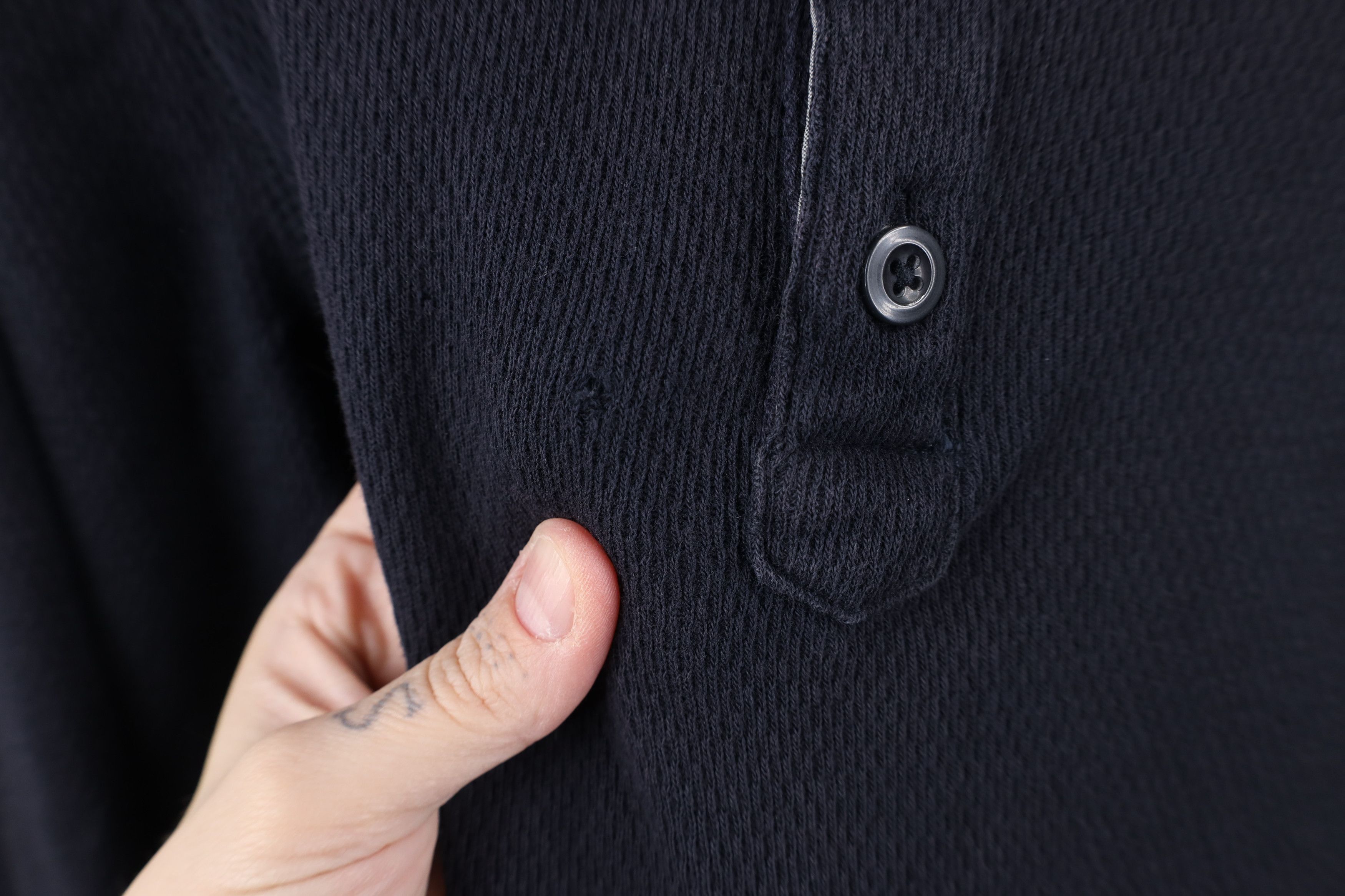 Gap × Vintage Vintage Gap Thermal Waffle Knit Long Sleeve Henley T-Shirt Size US L / EU 52-54 / 3 - 4 Thumbnail