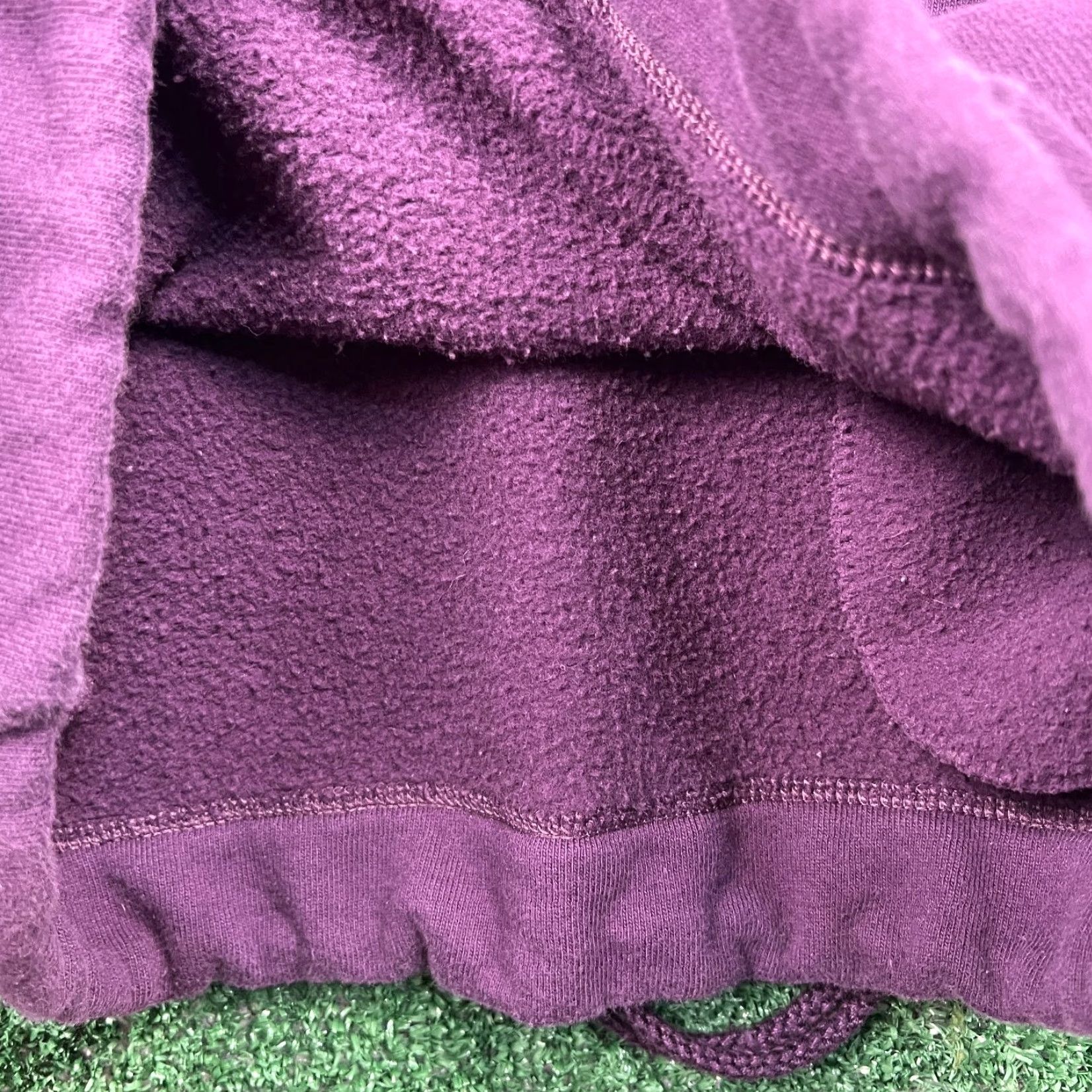 Vintage VINTAGE L.L. Bean Russell Athletic Hoodie Men S Purple 90s Pullover Hooded Kangaroo Pocket Drawstring Hem Size US S / EU 44-46 / 1 - 7 Thumbnail