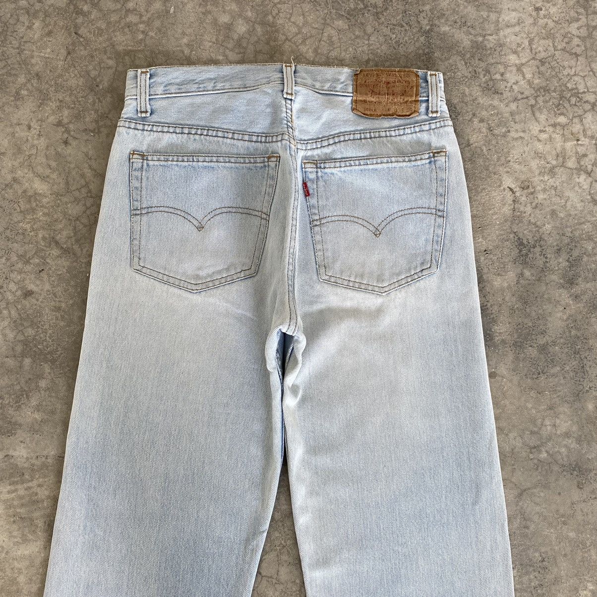 Levi's Size 29x29.5 Vintage Late 80’s Levis 501 Light Blue Jeans Size US 29 - 15 Thumbnail