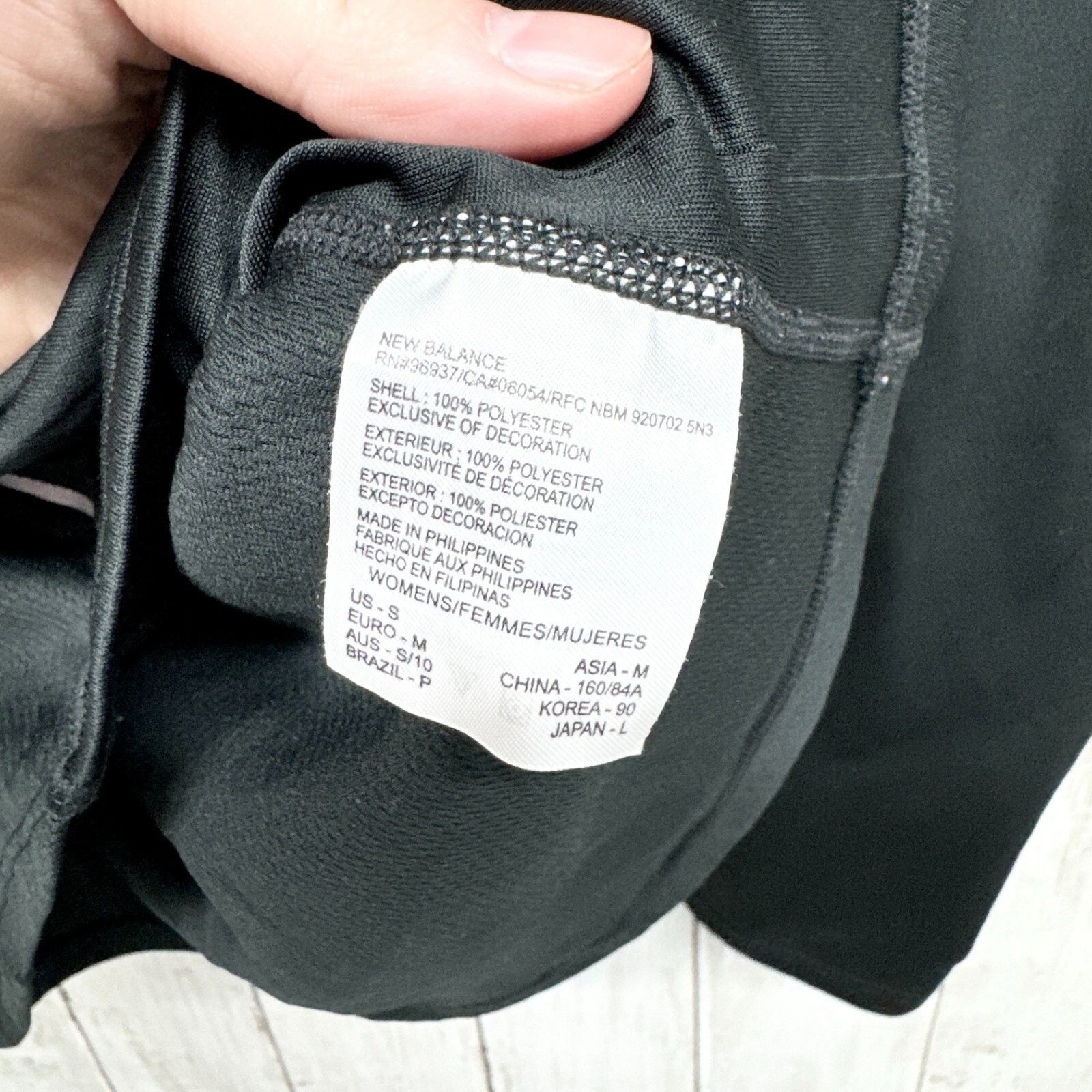New Balance New Balance Top Small Long Sleeve Black Base Layer Thermal Size S / US 4 / IT 40 - 3 Thumbnail