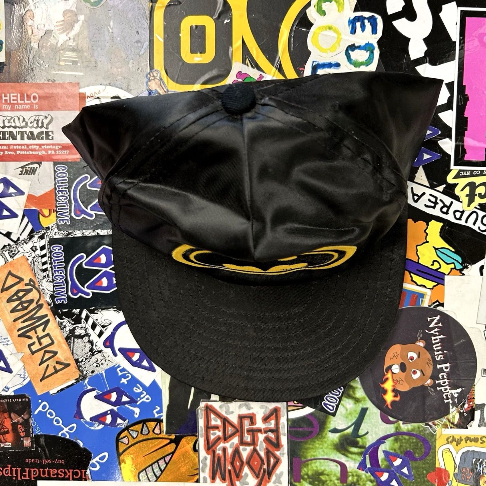DC Comics VINTAGE Batman DC Comics SnapBack Hat Black One Size USA Mens 1964 Official Licensee Size ONE SIZE - 4 Thumbnail